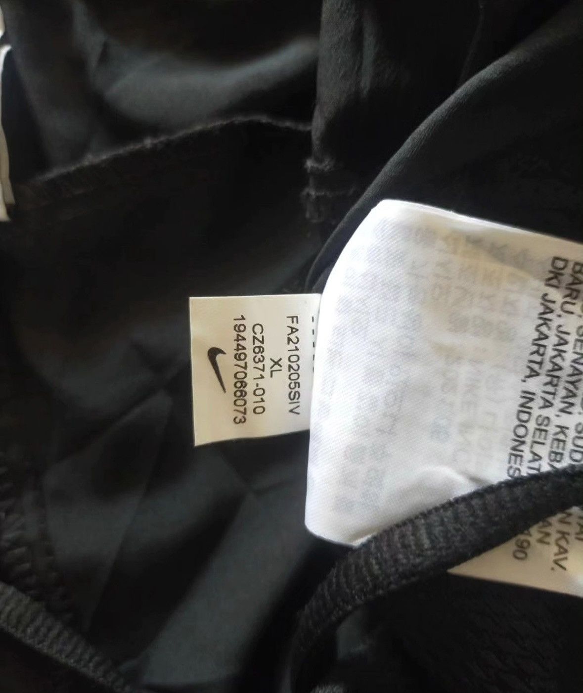 Nike Nike big swoosh shortpant Size US 34 / EU 50 - 4 Thumbnail