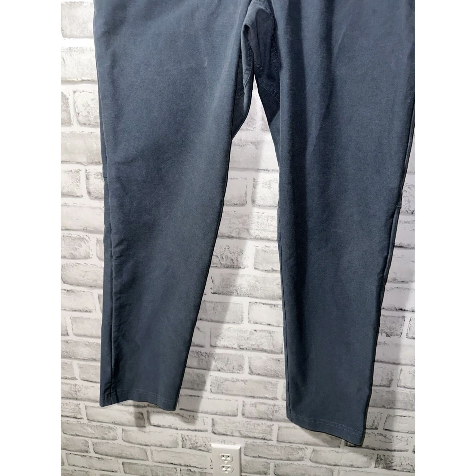 Lululemon Lululemon Casual Pants Mens 32x30 Light Blue Size US 32 / EU 48 - 5 Thumbnail