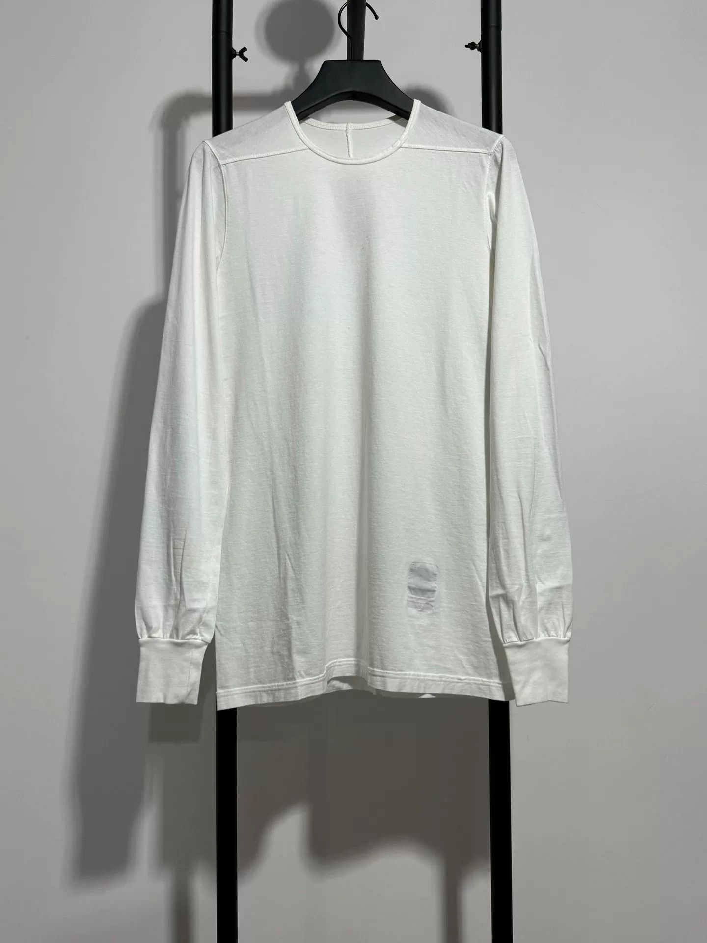 Rick Owens rick owens long sleeve t-shirt in white Size US S / EU 44-46 / 1 - 1 Thumbnail