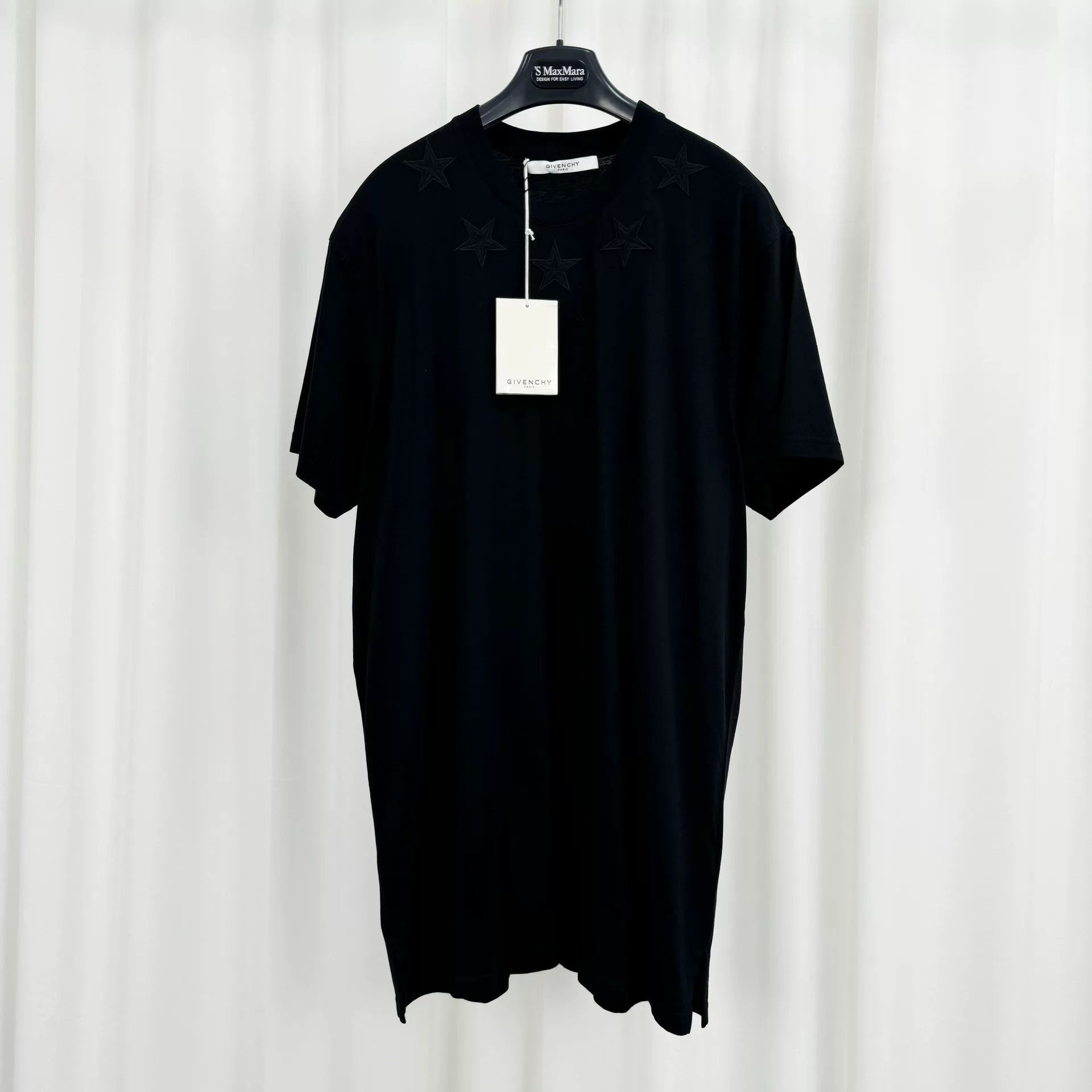 Givenchy Givenchy Black Five-Star Embroidered T-Shirt Size US S / EU 44-46 / 1 - 1 Thumbnail