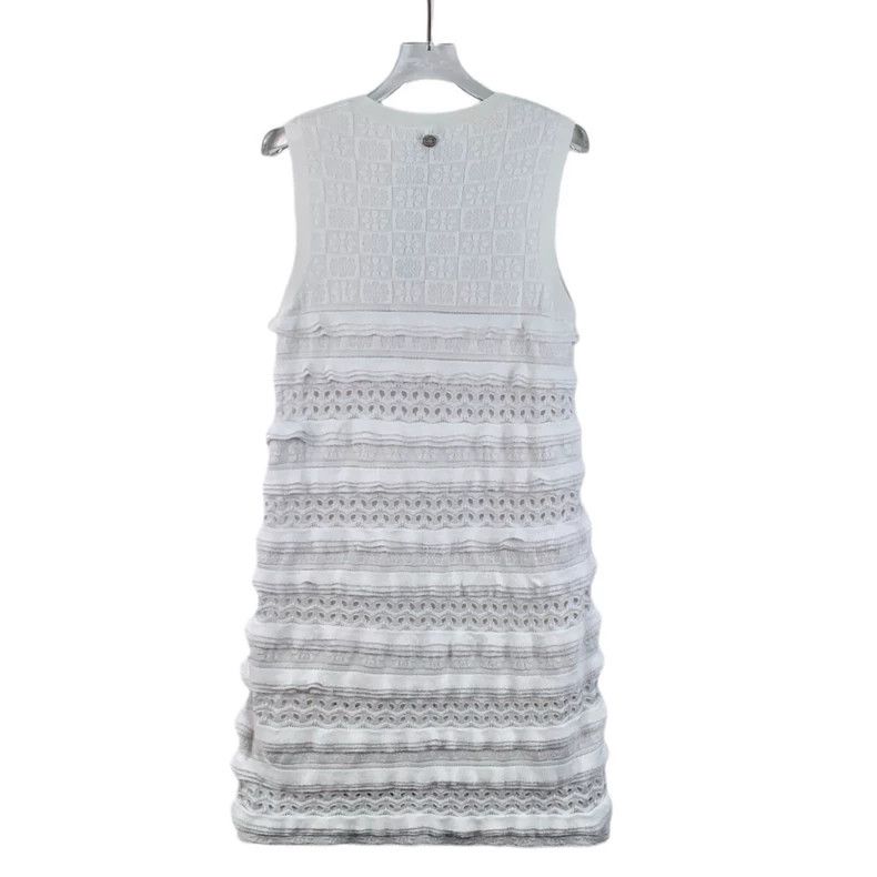 Chanel Chanel White floral hollow lace embroidered cotton round-n Size XS / US 0-2 / IT 36-38 - 2 Thumbnail