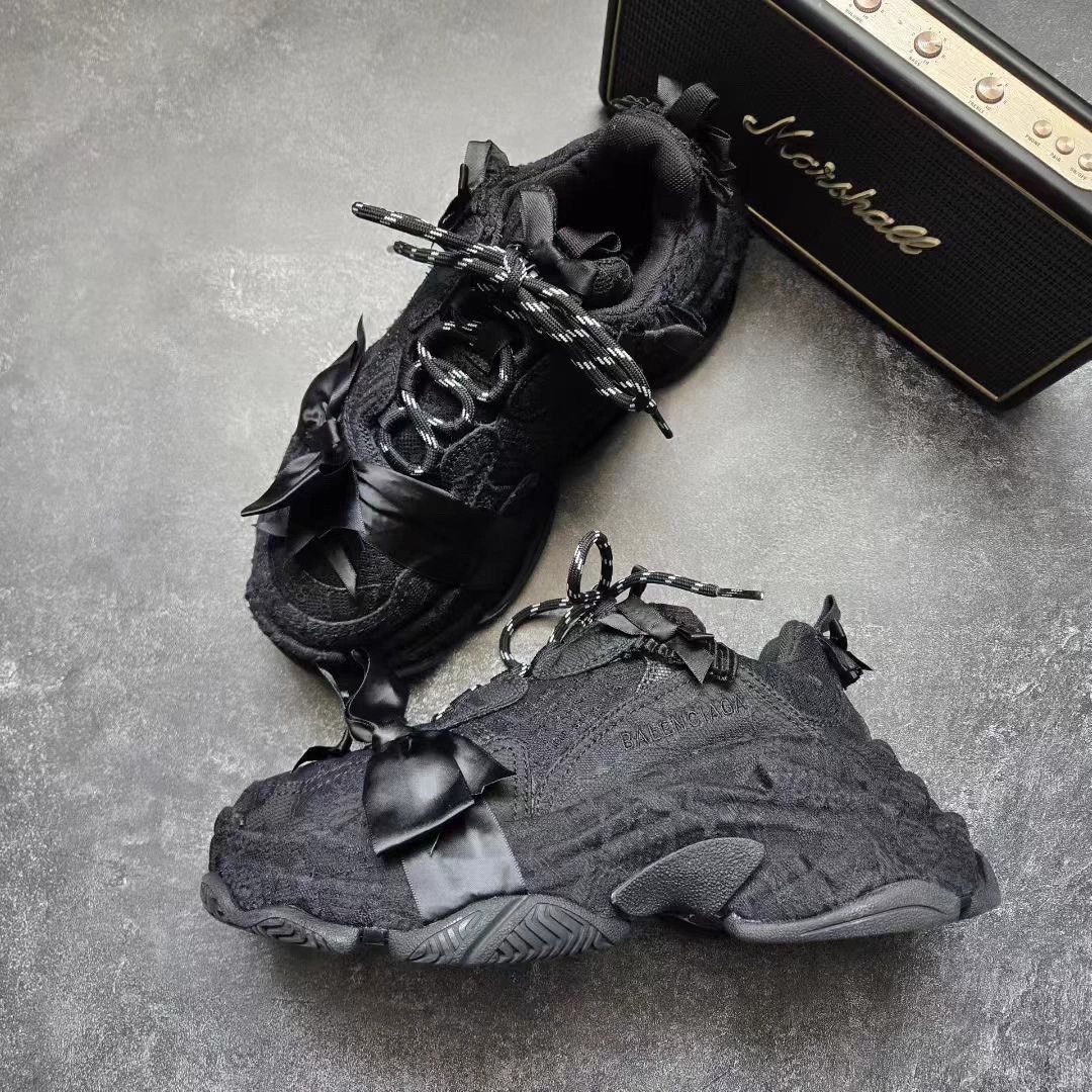 Balenciaga BALENCIAGA TRIPLE S Black Bow 38 98 New Original Box Size US 7 / IT 37 - 3 Thumbnail