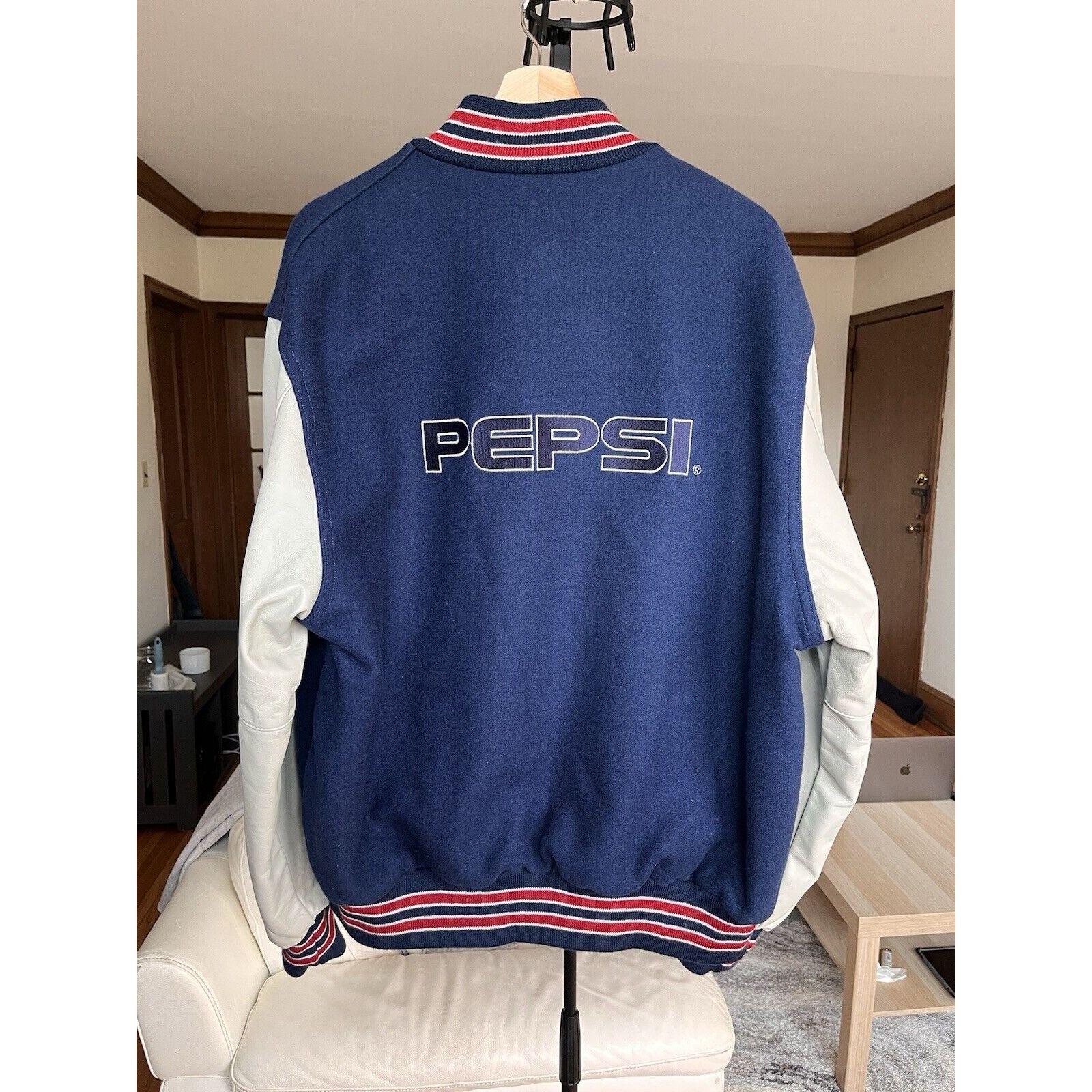 Pepsi NEW VINTAGE PEPSI COLA LOGO WOOL LEATHER VARSITY BOMBER XL Size US XL / EU 56 / 4 - 6 Thumbnail
