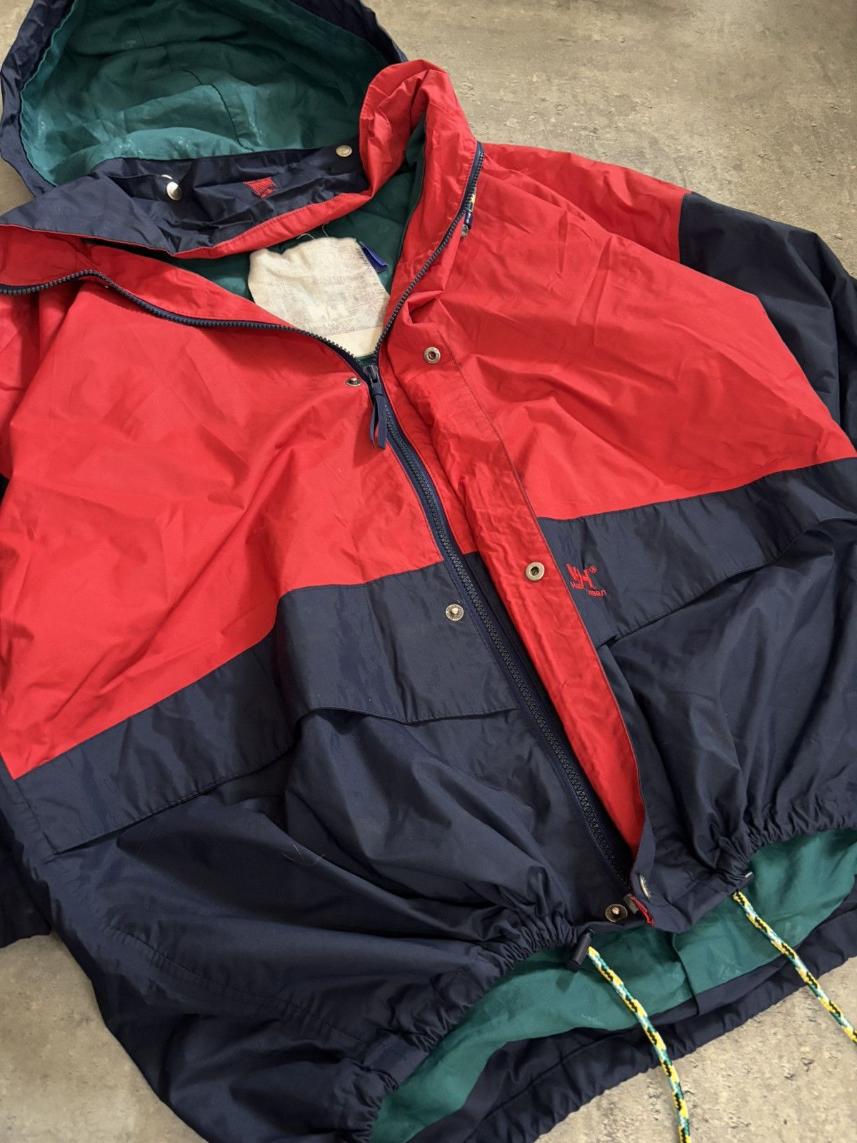 Helly Hansen Helly Hansen Colorful Rain Jacket L/XL Streetwear Y2K Size US L / EU 52-54 / 3 - 11 Thumbnail