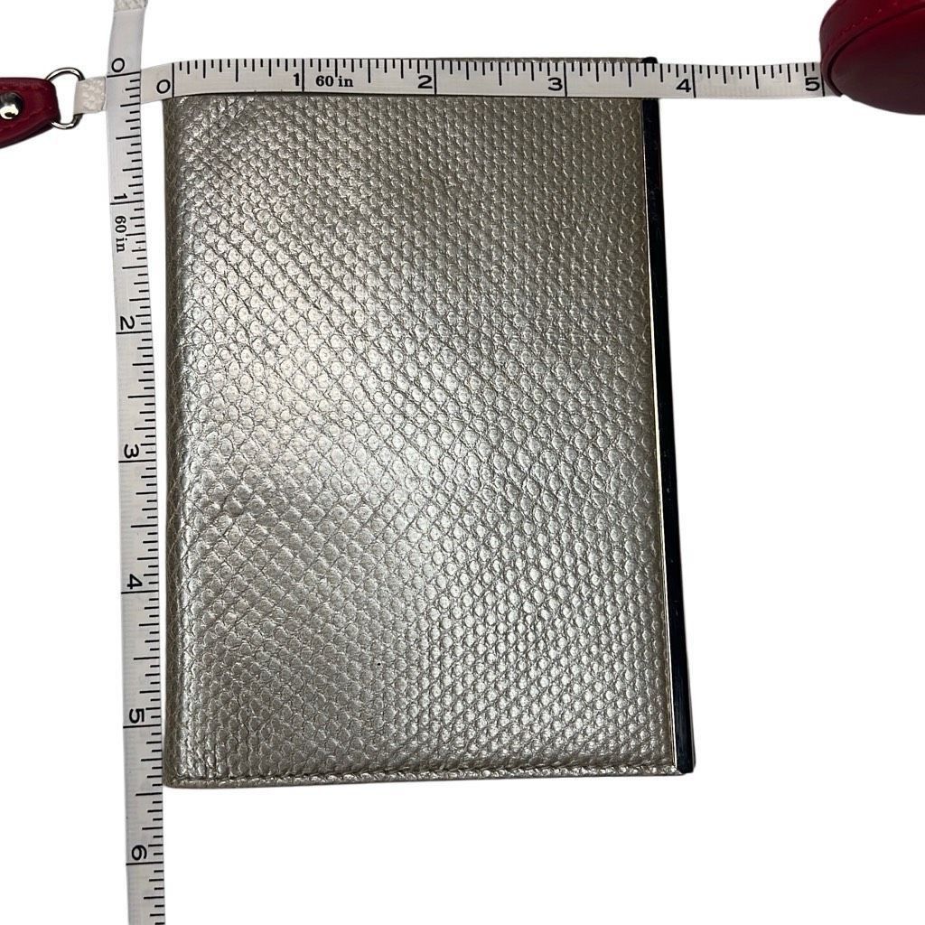 Salvatore Ferragamo NWT Salvatore Ferragamo Silver Leather Python-Print Passport Size ONE SIZE - 13 Thumbnail