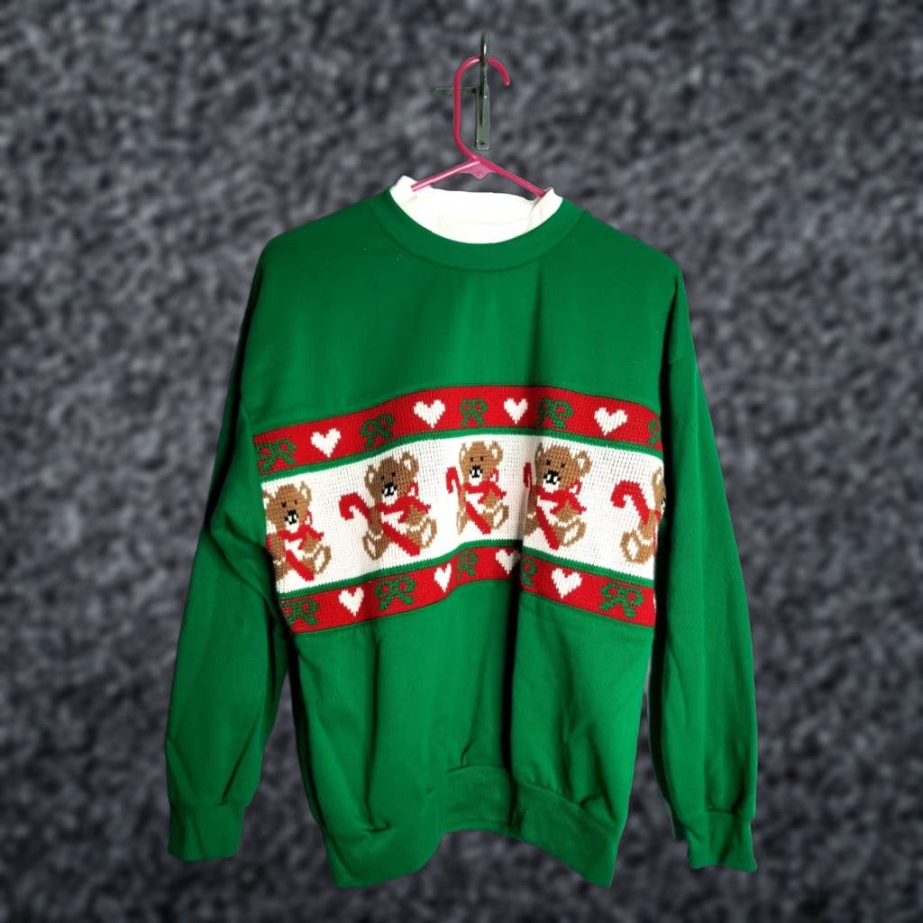 Vintage VINTAGE Nutcracker Sweatshirt Shirt Women’s M Christmas Teddy Bear Cut and Sew Crewneck 80s Green Graphic Print Mens Girls Size M / US 6-8 / IT 42-44 - 1 Thumbnail