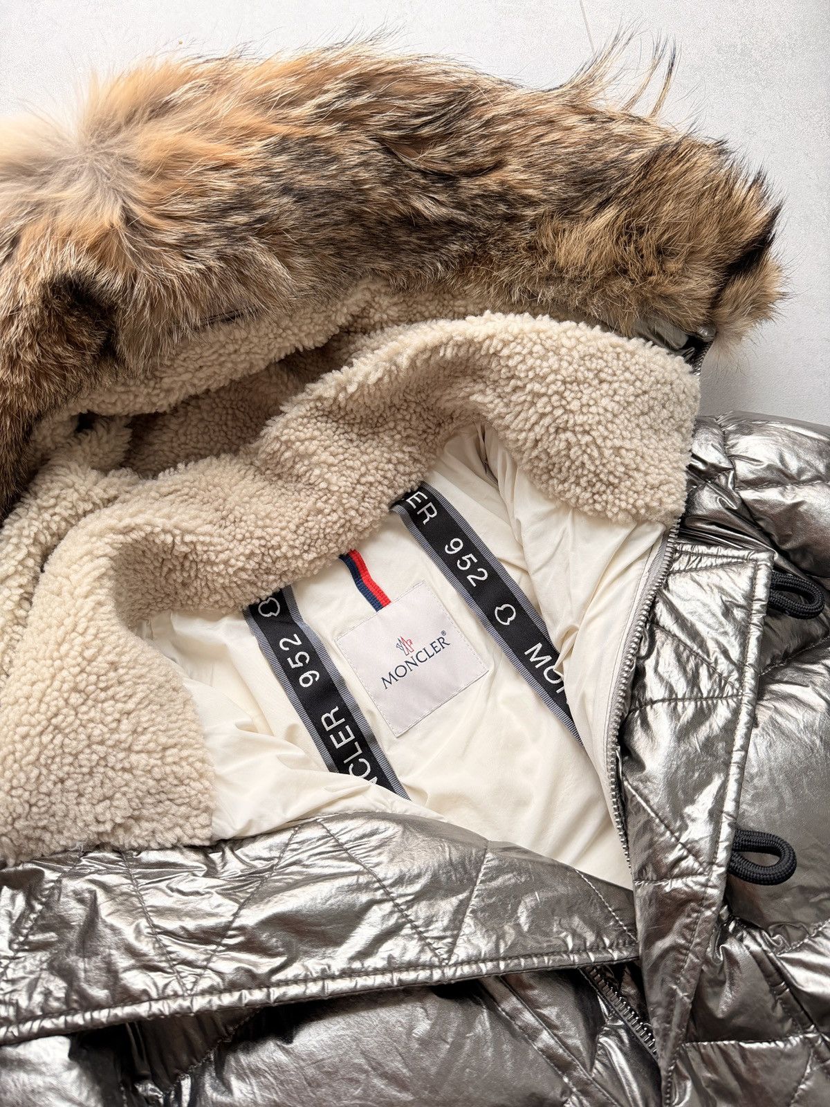 Moncler MONCLER Inuit Down Jacket Coat size 0 fits S Size US S / EU 44-46 / 1 - 5 Thumbnail