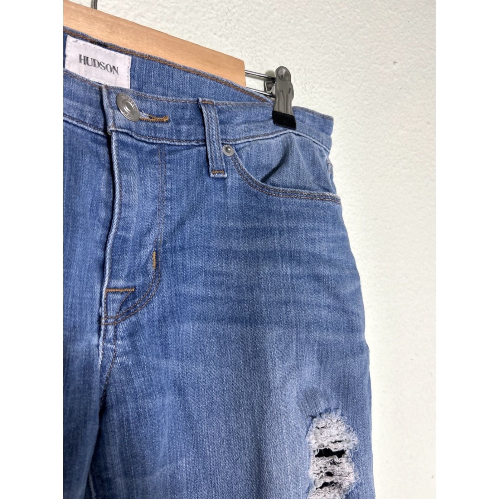 Hudson Hudson Krista Super Skinny Crop Jeans Distressed Medium Blue Wash 28x27 Womens Jeans Size 28" / US 6 / IT 42 - 5 Thumbnail