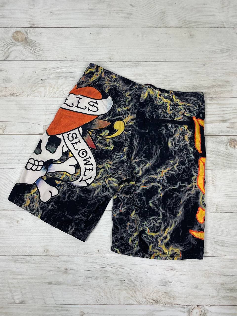 Ed Hardy Vintage Ed Hardy Surf Shorts Y2K Love Kills Slowly Size US 34 / EU 50 - 13 Thumbnail