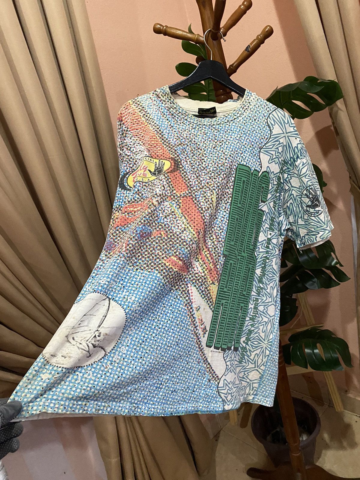 Body Glove VINTAGE 90S BODY GLOVE BIG AIR ALL OVER PRINT SHIRT Size US L / EU 52-54 / 3 - 8 Thumbnail