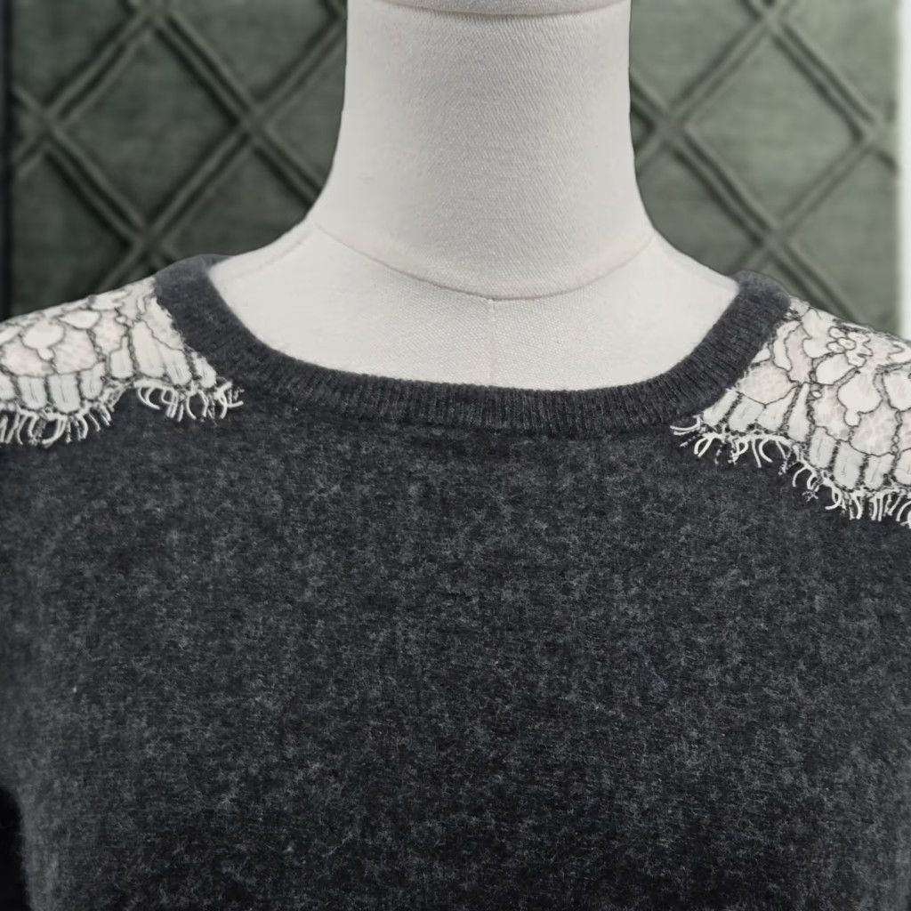 J.Crew VINTAGE J.CREW Sweater Pullover Womens M Gray Wool Crew Neck Fringe Raglan Heavyweight Size M / US 6-8 / IT 42-44 - 1 Thumbnail