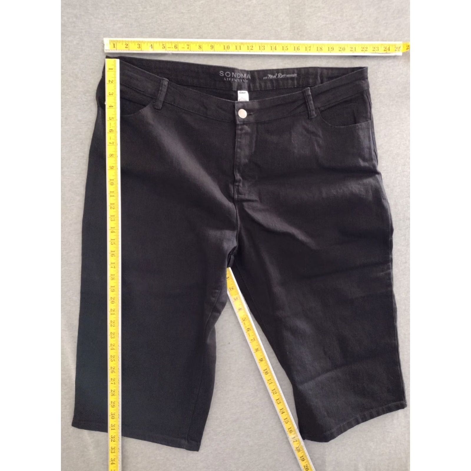 Vintage Sonoma Black Cotton Blend Bermuda Shorts Women's Size 24 Mid Rise Stretch Denim Casual Bermuda Pull Zip Front Pockets Size 30" / US 8 / IT 44 - 5 Thumbnail