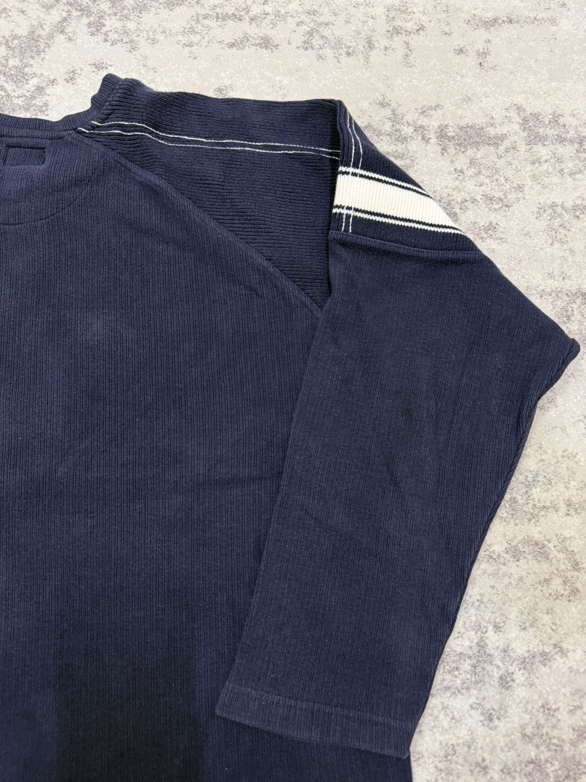 Japanese Brand Vintage Virgin Vneck Raglan Sleeve Sweatshirt Size US M / EU 48-50 / 2 - 11 Thumbnail