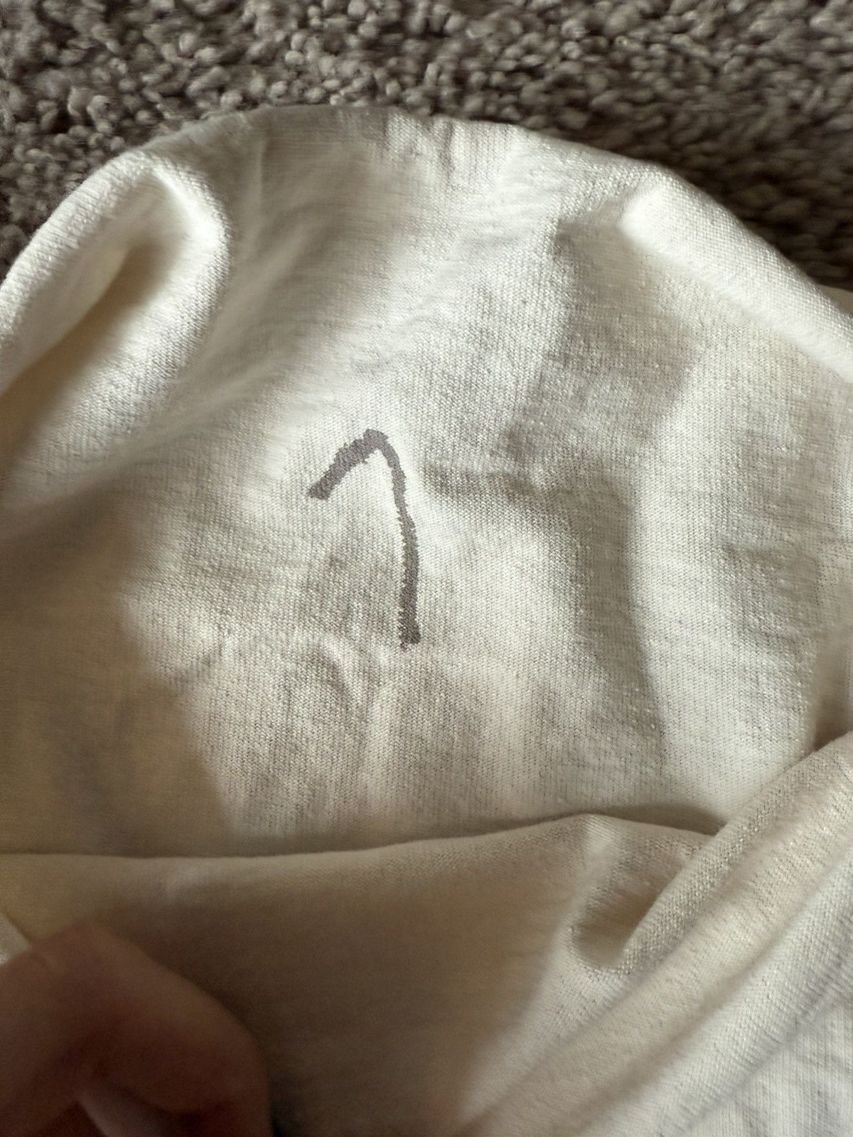 Yeezy yeezy vultures long sleeve top yzy Size US L / EU 52-54 / 3 - 5 Thumbnail