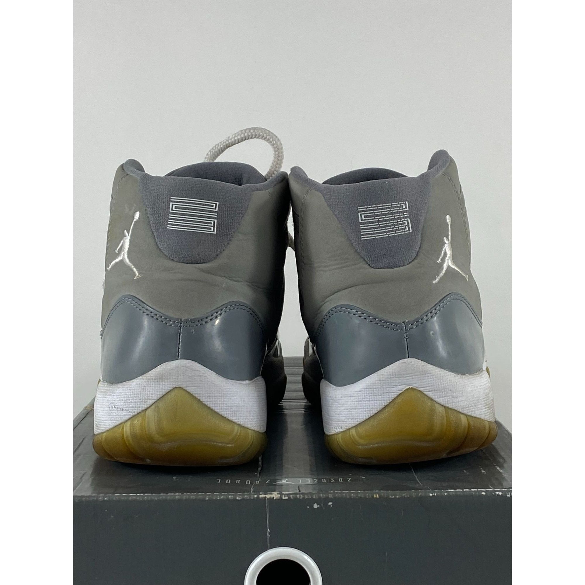 Jordan Brand Air Jordan 11 Retro Cool Grey (2010) 378037-001 Size 10.5 US Size US 10.5 / EU 43-44 - 5 Thumbnail