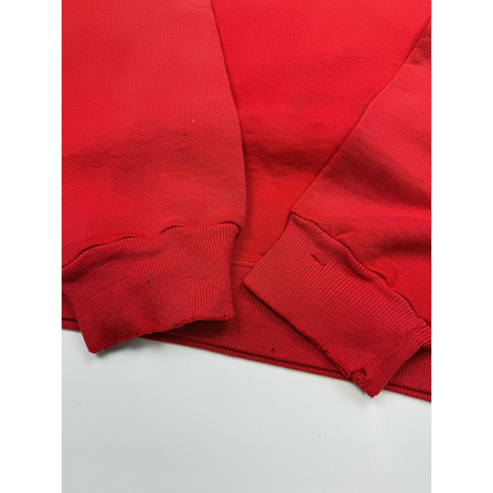 Vintage Vintage 80s/90s Russell Athletic Blank Crewneck Size M Red Size US M / EU 48-50 / 2 - 6 Thumbnail