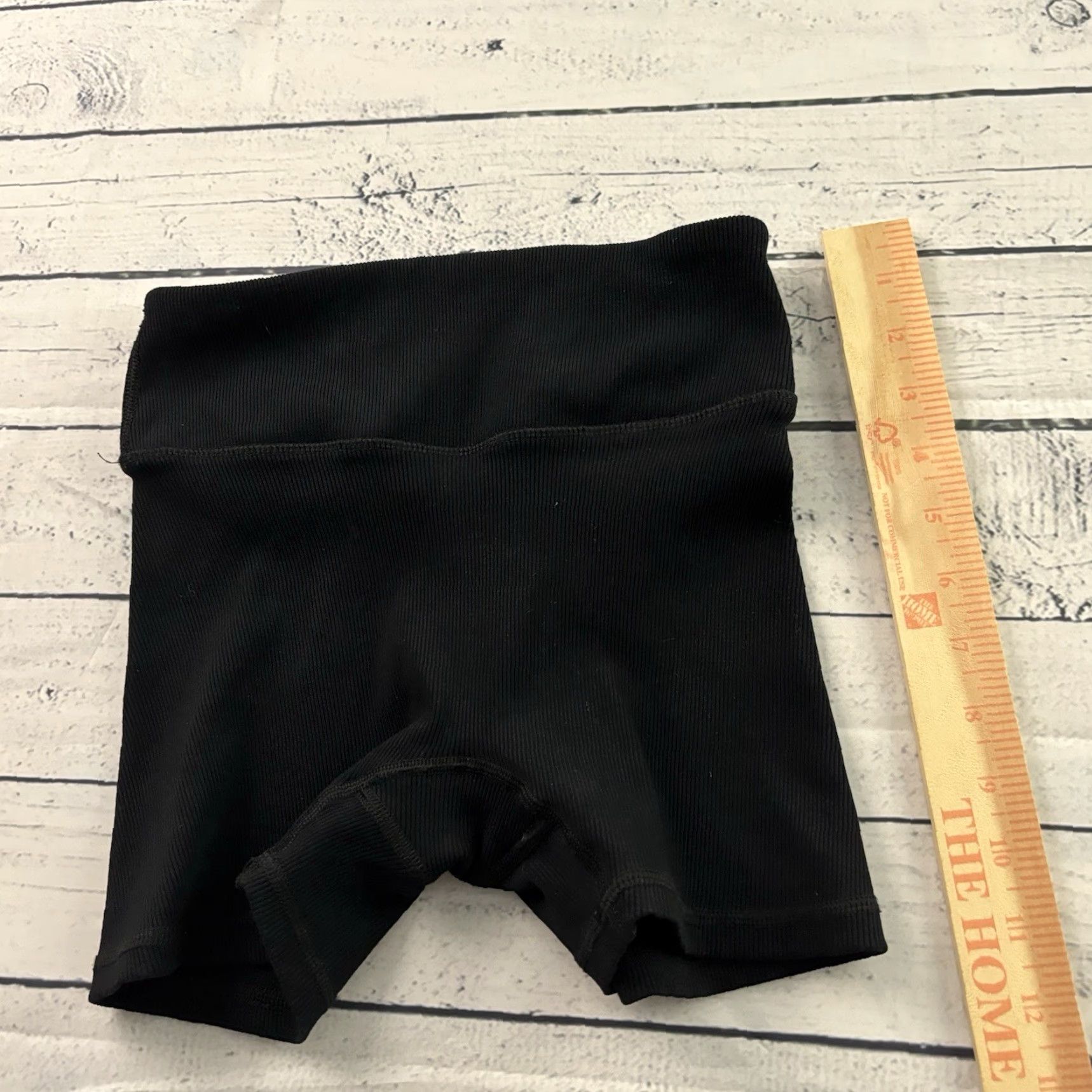 Vintage Monday Body Shorts Women's S Black Athletic Ribbed Body Compression Shorts Women Black S Size 28" / US 6 / IT 42 - 7 Thumbnail