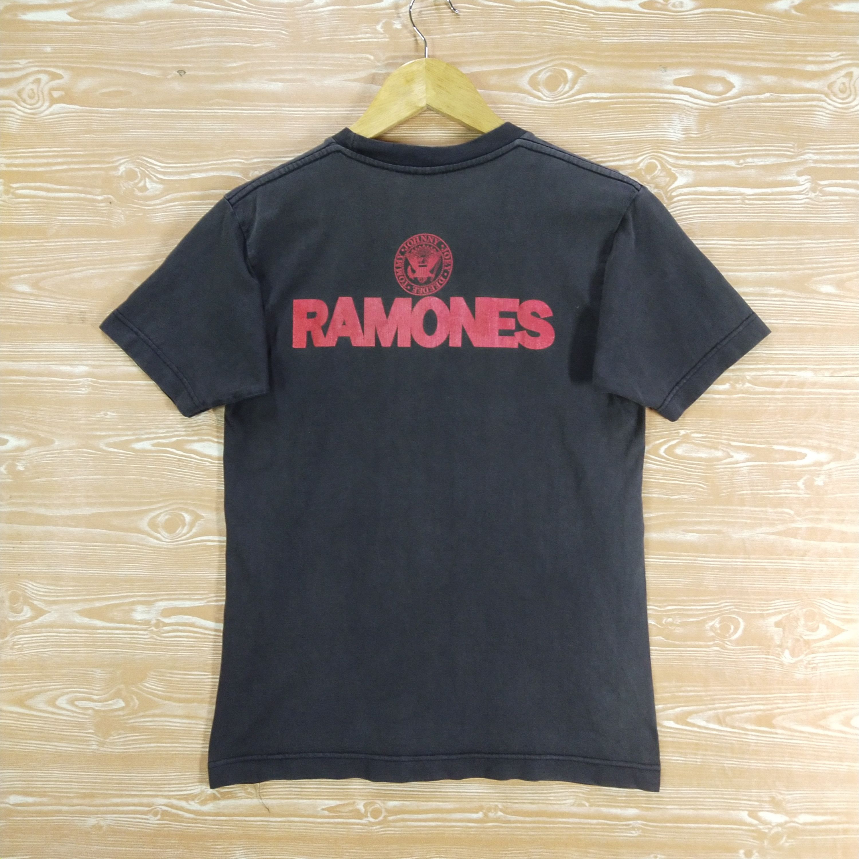 Band Tees Vintage Sunfaded Ramones Tee Size US S / EU 44-46 / 1 - 2 Thumbnail
