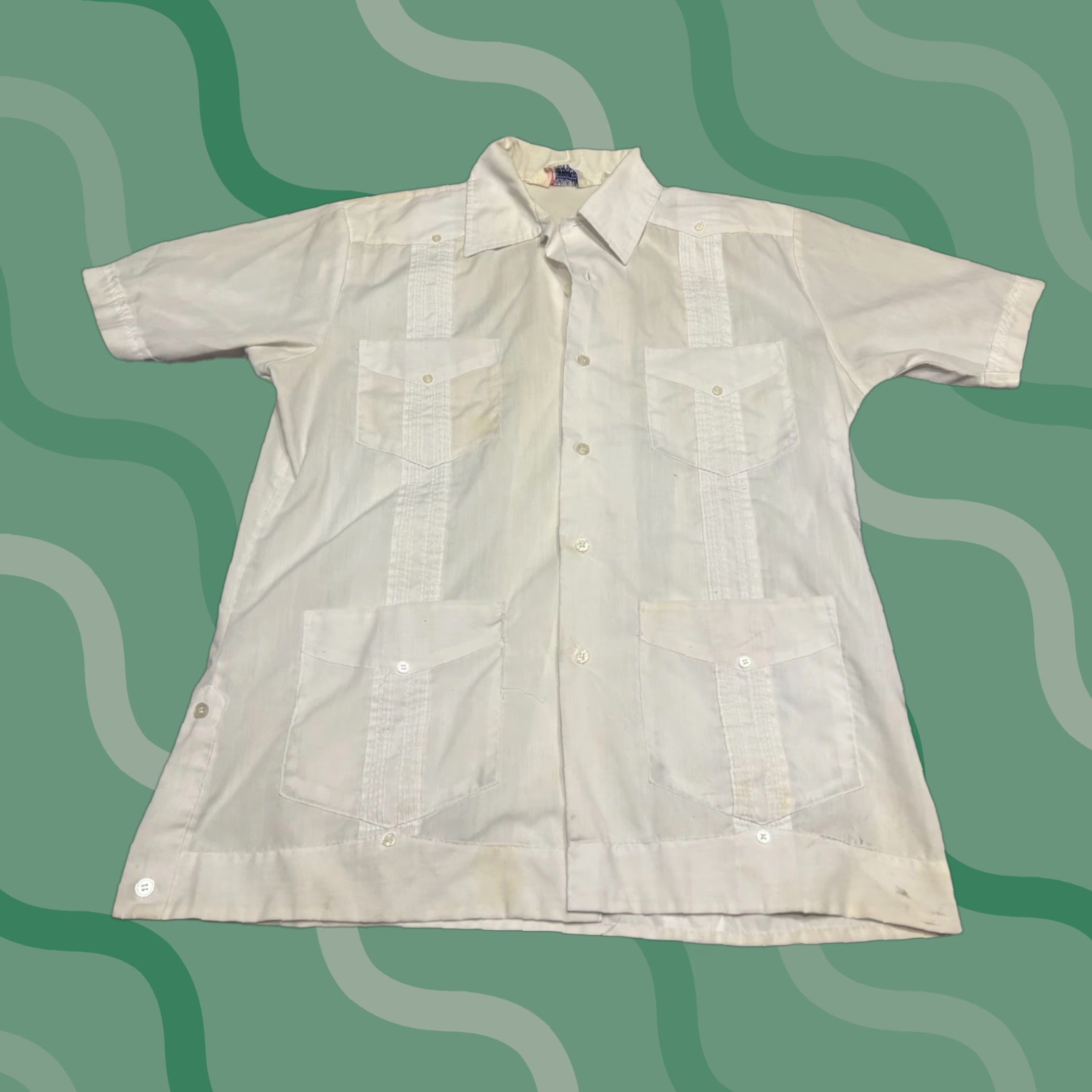 Vintage VINTAGE Romani Shirt Button-Up 70s-80s Mens Beige L Short Sleeve Collared Polyester Blend Easy Care Reg. Fit Size US L / EU 52-54 / 3 - 1 Thumbnail