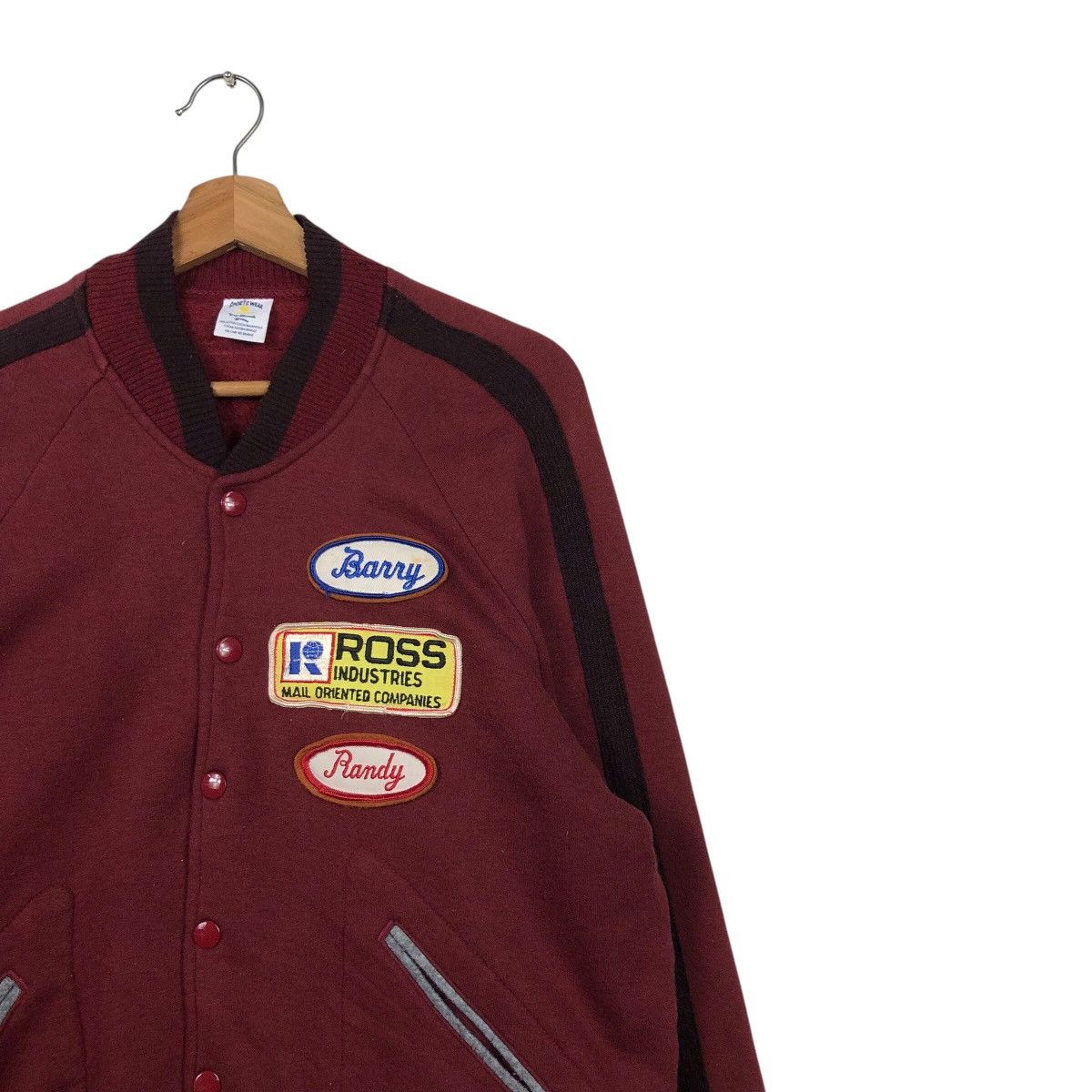 Japanese Brand Vintage Sportswear Patch Varsity Jacket Deep Burgundy Raglan Size US S / EU 44-46 / 1 - 7 Thumbnail