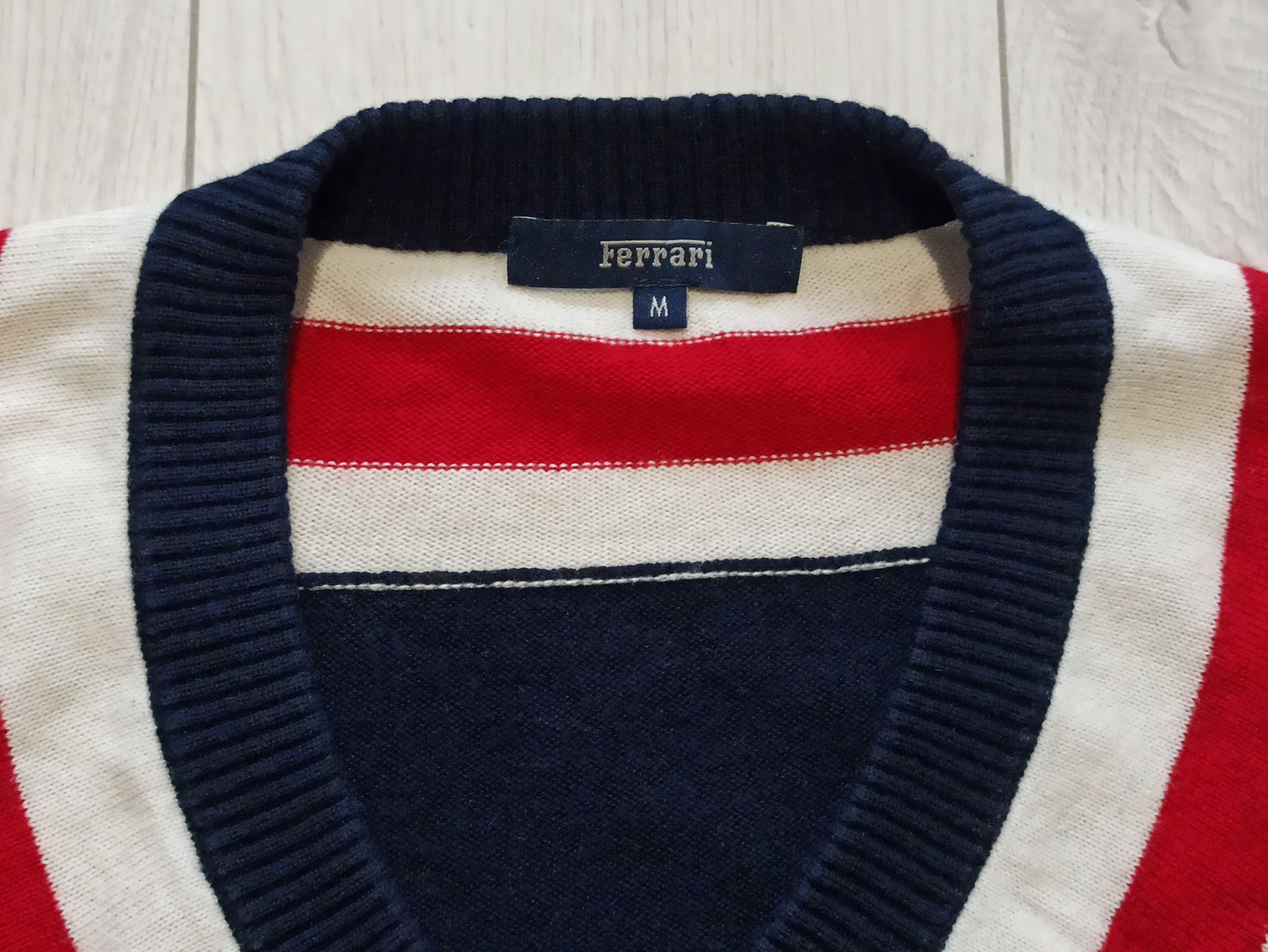 Ferrari × Formula 1 Ferrari cashmere v neck sweater Size US M / EU 48-50 / 2 - 3 Thumbnail