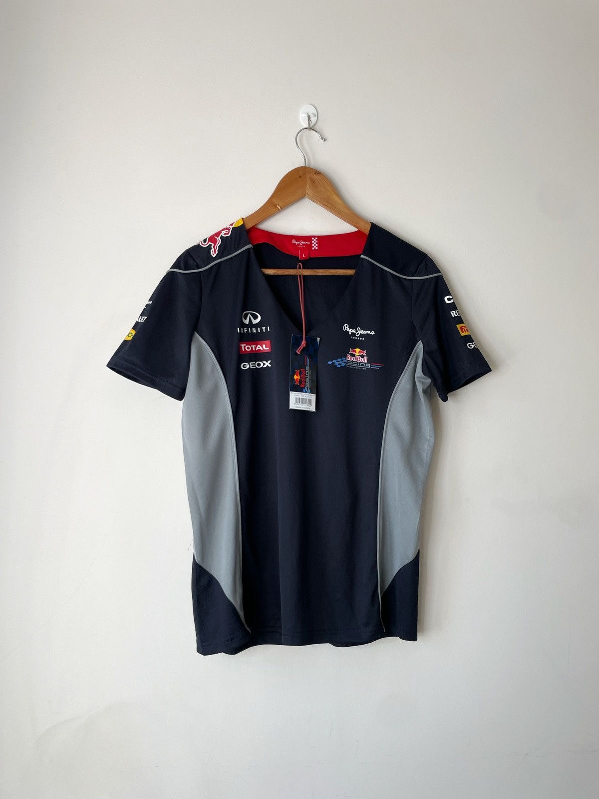 Red Bull Red Bull Racing F1 Formula 1 Team Pepe Jeans T-shirt New Size L / US 10 / IT 46 - 1 Thumbnail