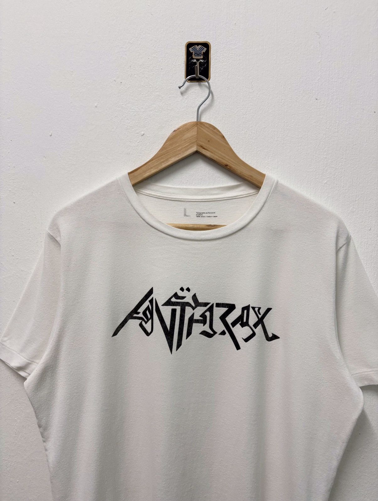 Beams Plus 2000's Beams Japan Typographic Arabic - Band Anthrax T-Shirt Size US L / EU 52-54 / 3 - 2 Thumbnail