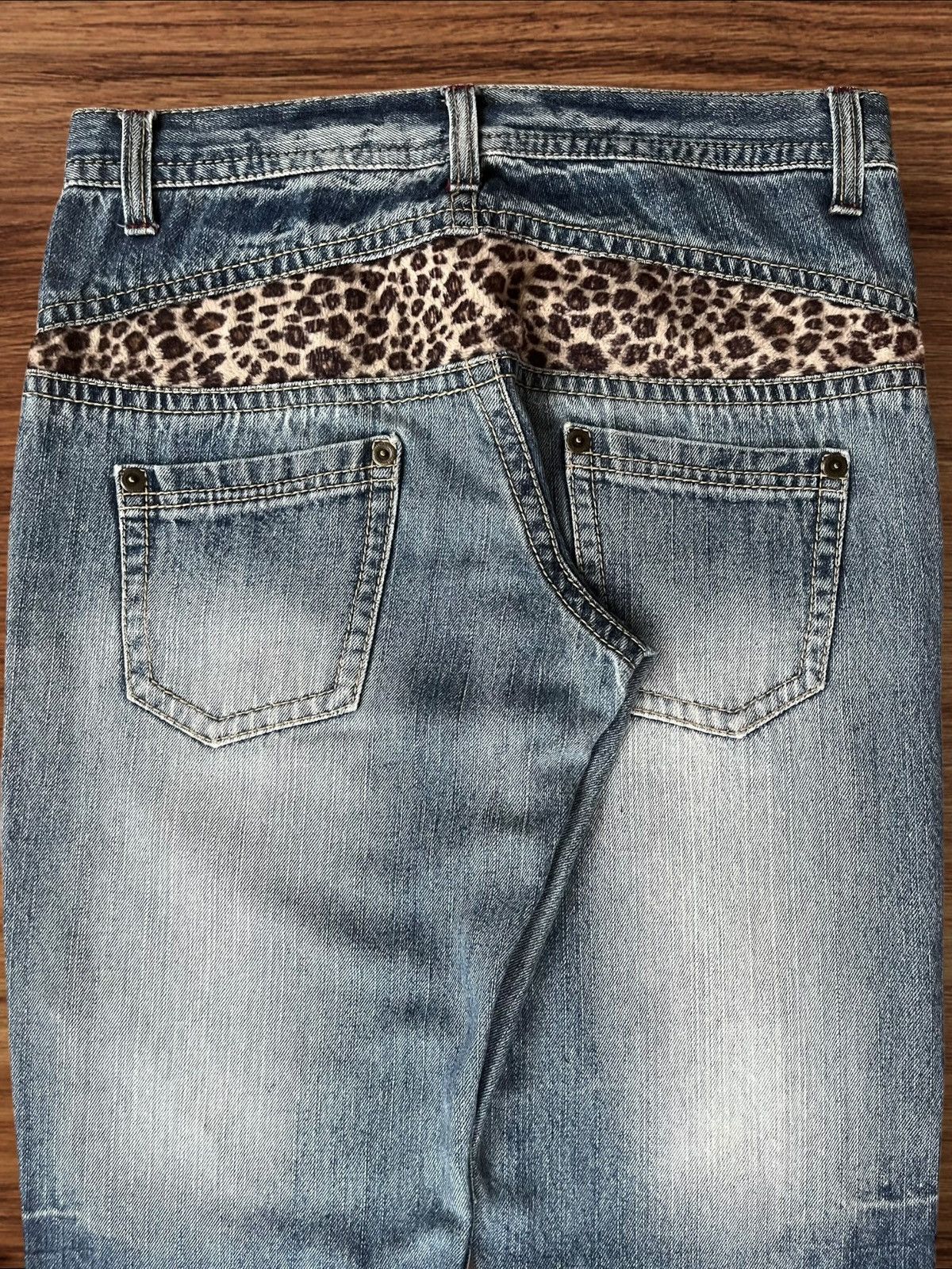 Hysteric Glamour × Japanese Brand Vintage Japanese Brand Blue Washed Distressed Leopard Jeans Size US 30 / EU 46 - 6 Thumbnail