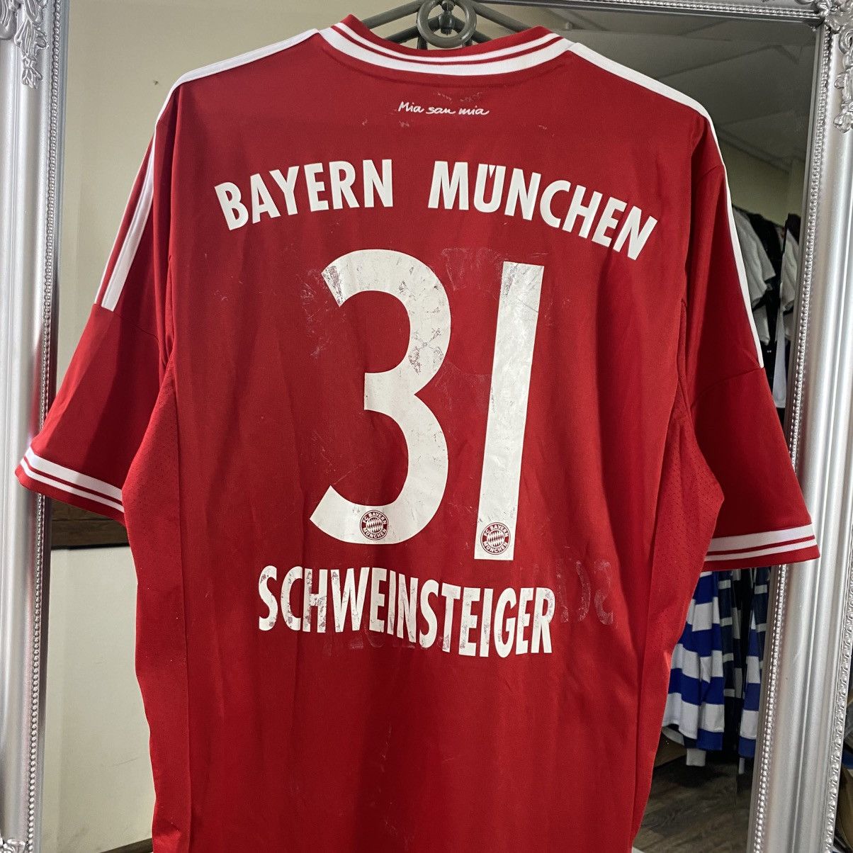 Adidas Vintage Adidas Bayern Munich Soccer jersey 31 Schweinsteiger Size US M / EU 48-50 / 2 - 2 Thumbnail