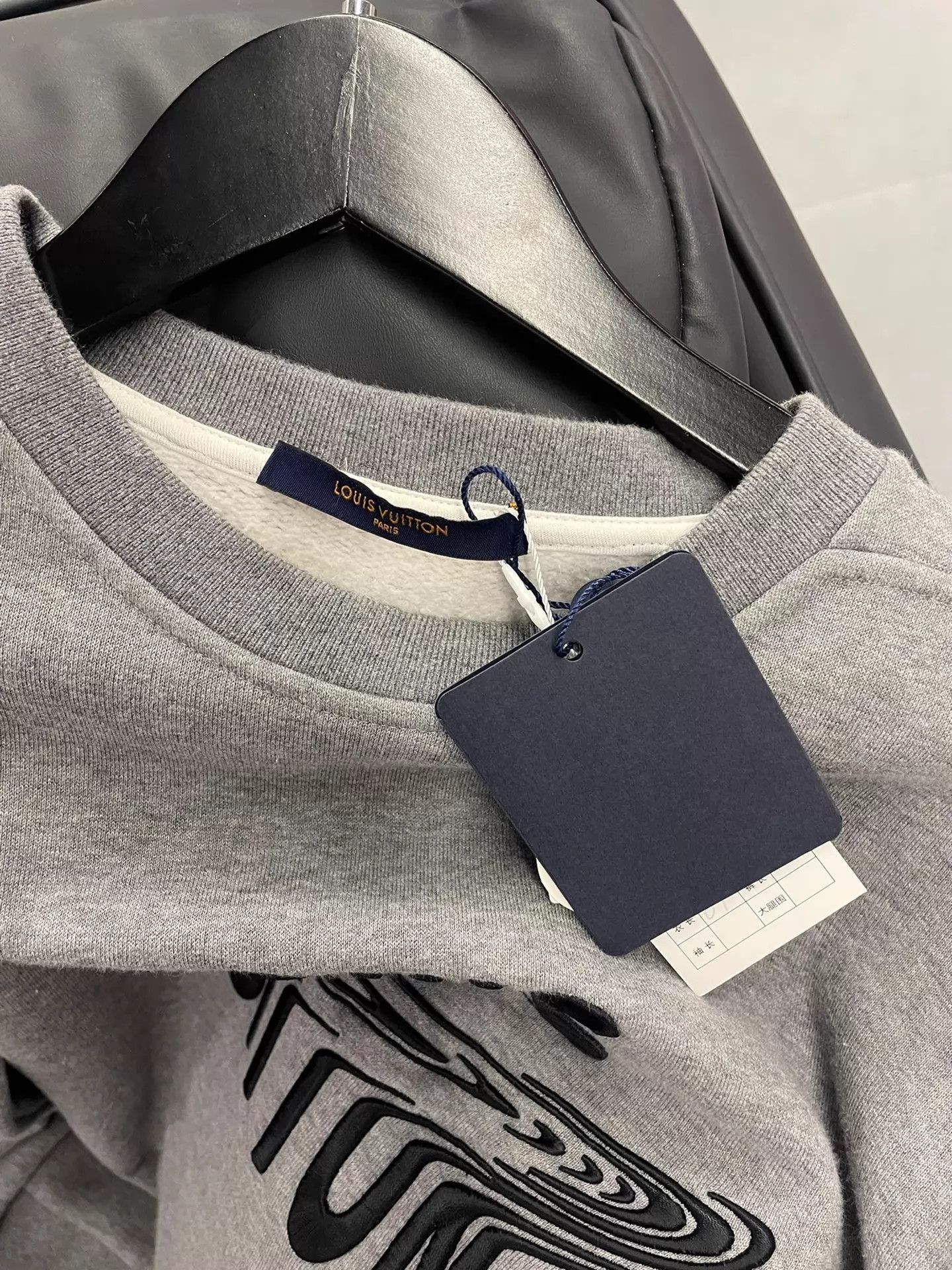 Louis Vuitton LV Abstract Logo Size L Good Condition Size US L / EU 52-54 / 3 - 3 Thumbnail