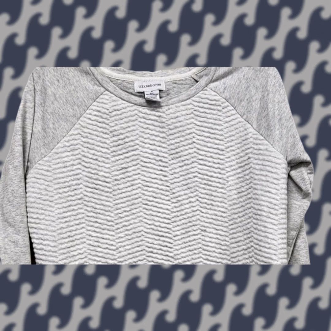 Liz Claiborne Liz Claiborne Women's Small Gray Knit Pullover Top Long Sleeve Sweater Size S / US 4 / IT 40 - 1 Thumbnail