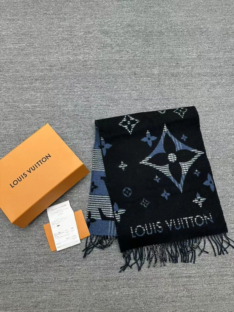 Louis Vuitton Louis Vuitton Full print wool scarf Size ONE SIZE - 1 Thumbnail
