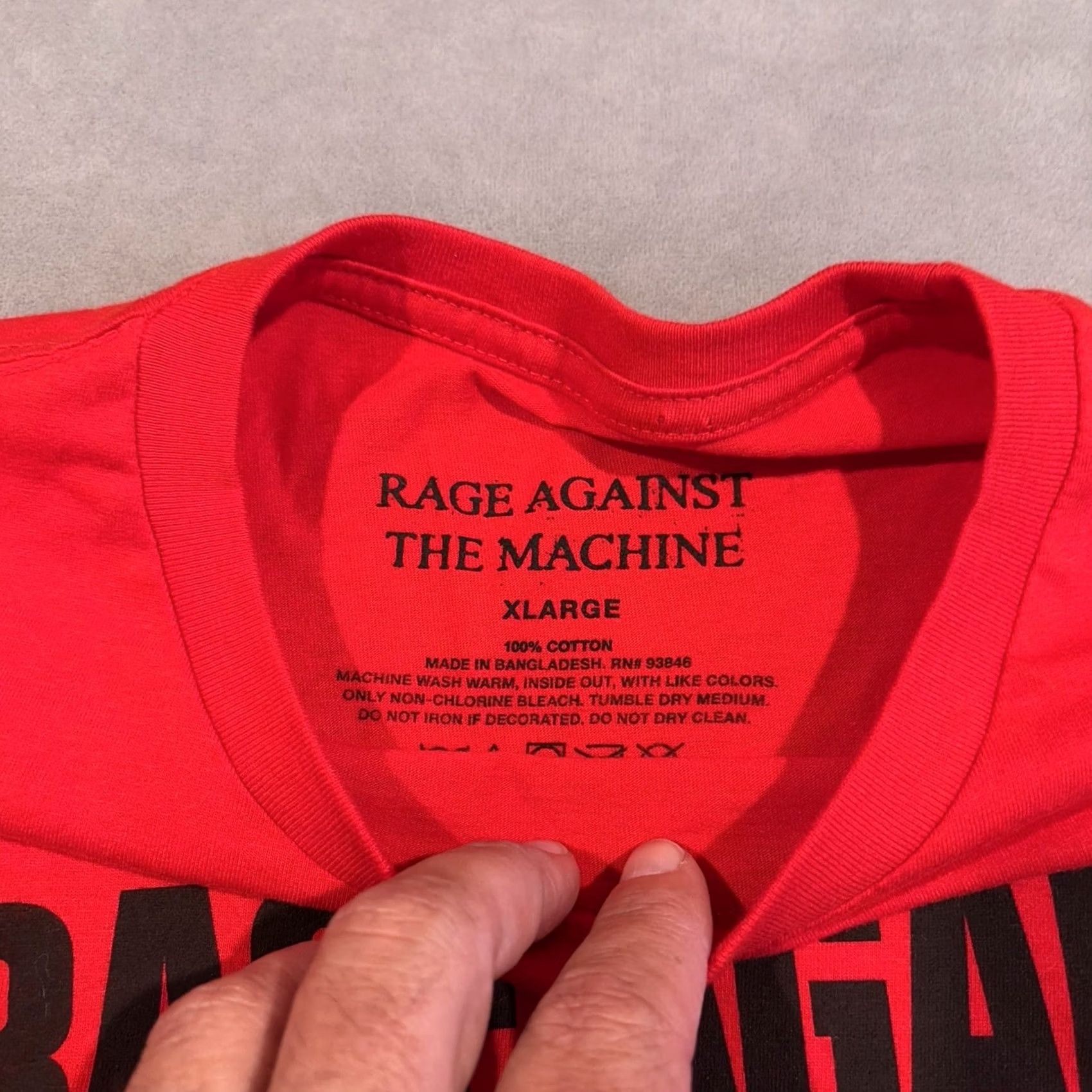 Orage RAGE AGAINST THE MACHINE Official - Red Smoke Signal Concert T Shirt - Men’s XL T-Shirt Size US XL / EU 56 / 4 - 3 Thumbnail