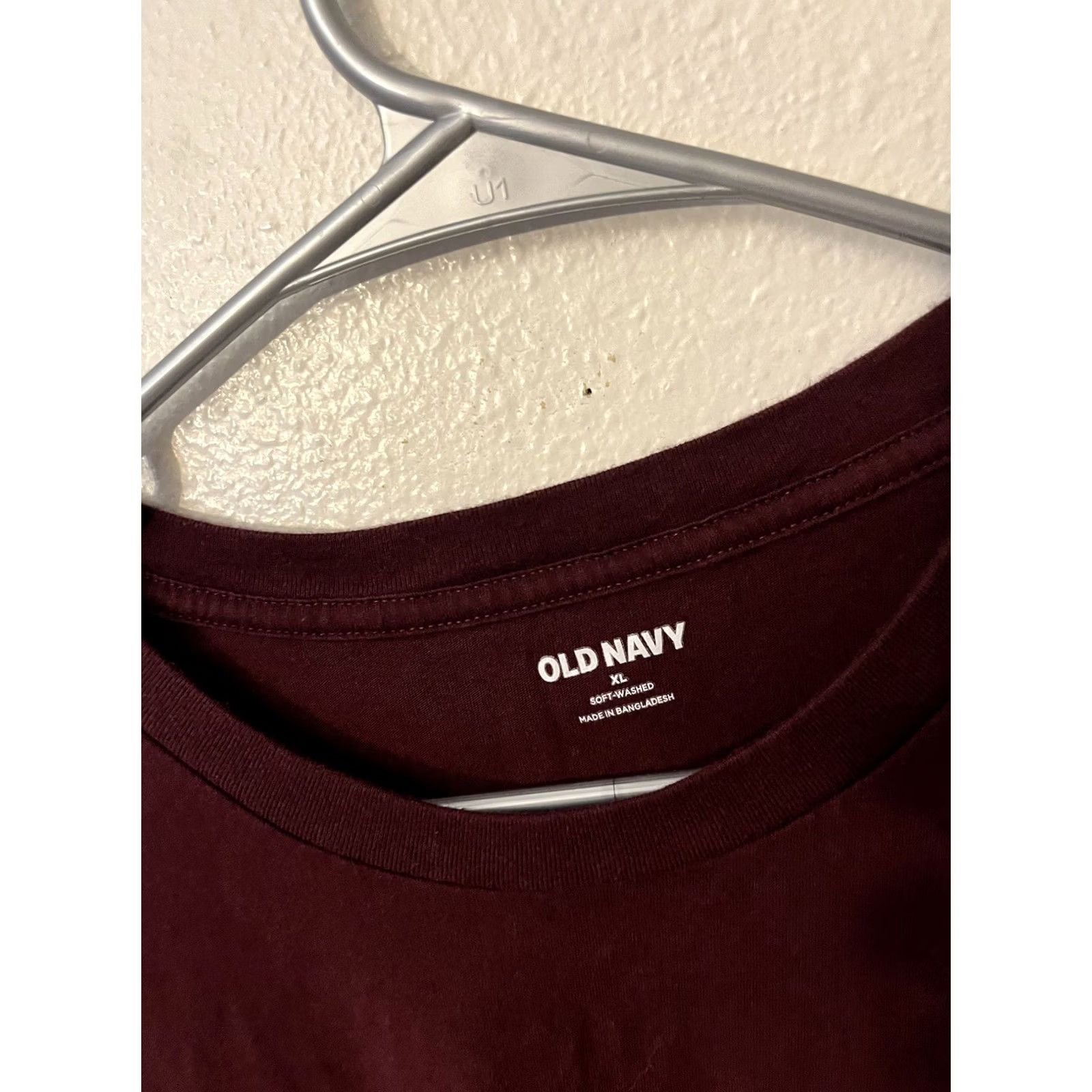 Old Navy Old Navy Shirt Mens Size XL Maroon Crew Neck Soft Wash Knit Size US XL / EU 56 / 4 - 2 Thumbnail