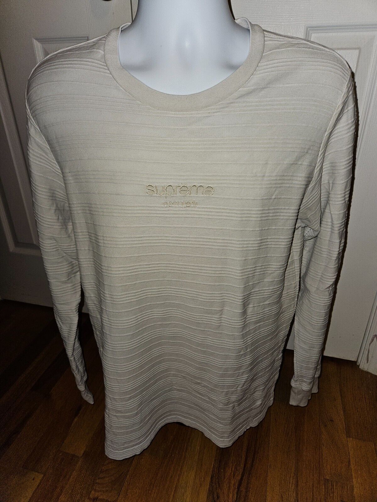 トップス Supreme Michelangelo L/S Top Burgundy Supreme Michelangelo L S Top (FW17) - $110