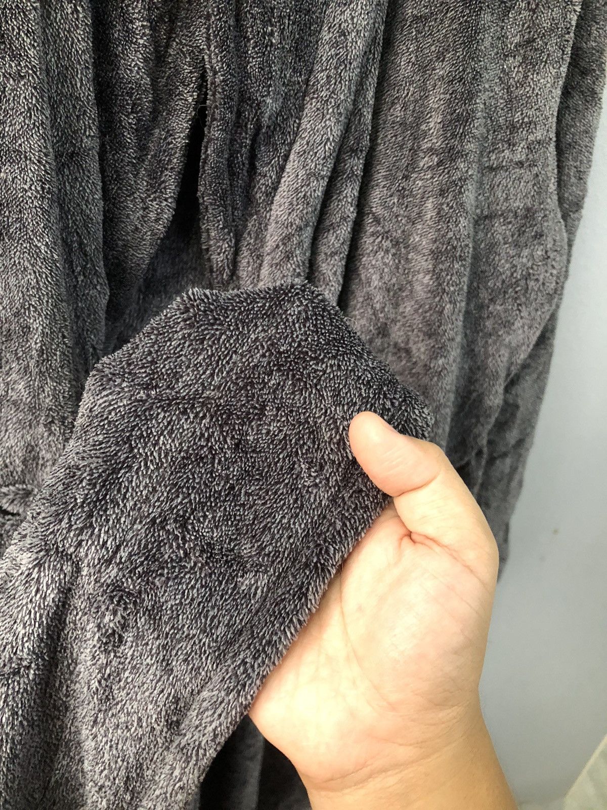 Calvin Klein Calvin Klein Plush Sleepwear Robe – XS/S (Unisex Fit) Size S / US 4 / IT 40 - 7 Thumbnail