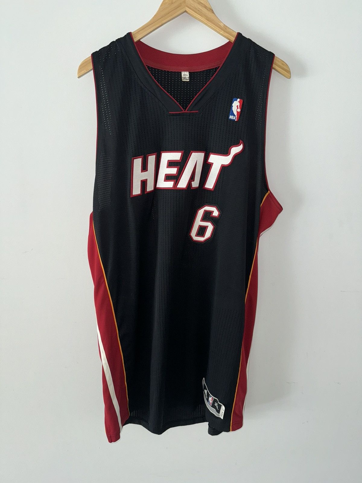Adidas Rev30 Jersey Miami Heat Lebron James 2010-2011 RARE