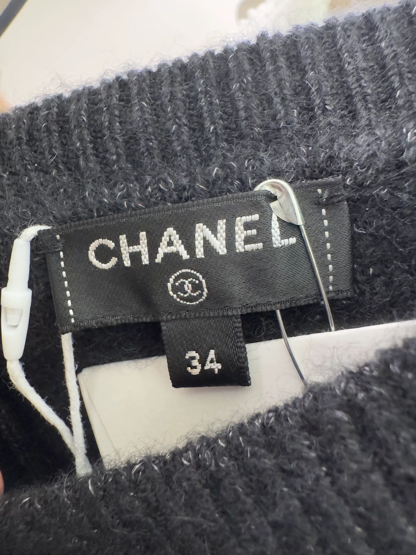 Chanel Chanel Black Embossed Dress Size 34 Size XS / US 0-2 / IT 36-38 - 3 Thumbnail