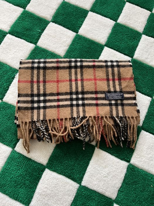 Vintage burberry lambswool clearance scarf