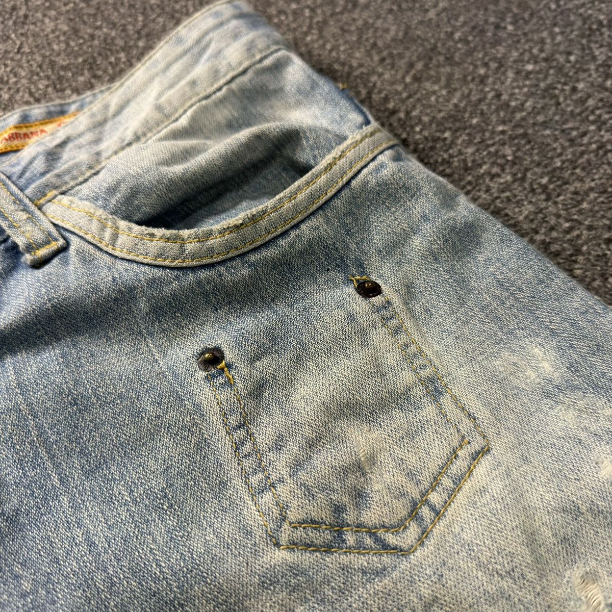 Dolce & Gabbana Vintage Rare 90s Blue Faded Distressed Denim Size US 34 / EU 50 - 16 Thumbnail