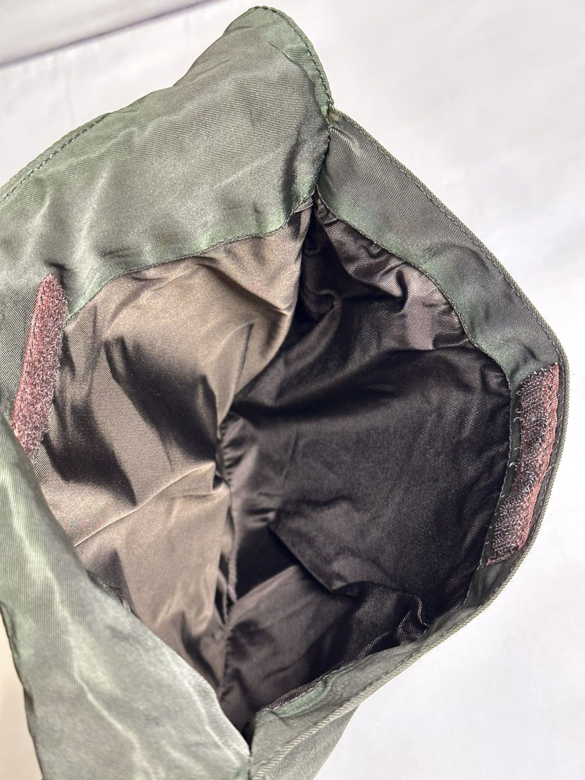 Prada Prada nylon side bag or similar crossbody bag. Size ONE SIZE - 8 Thumbnail