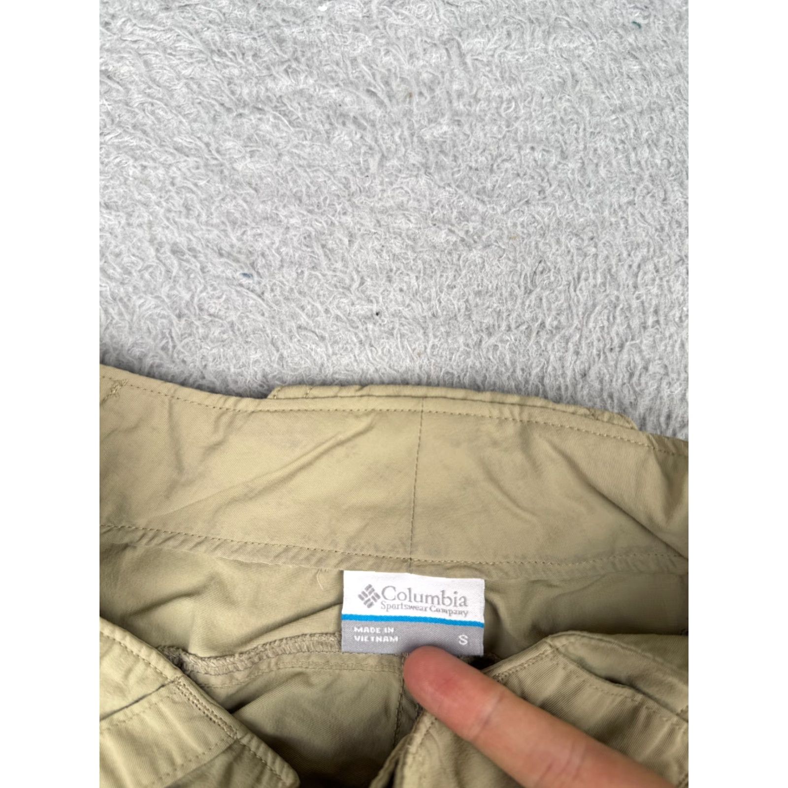 Vintage Columbia Shorts Women Small Beige PFG Coral Compass Chino Hiking Boating XL4452 Size 28" / US 6 / IT 42 - 7 Thumbnail