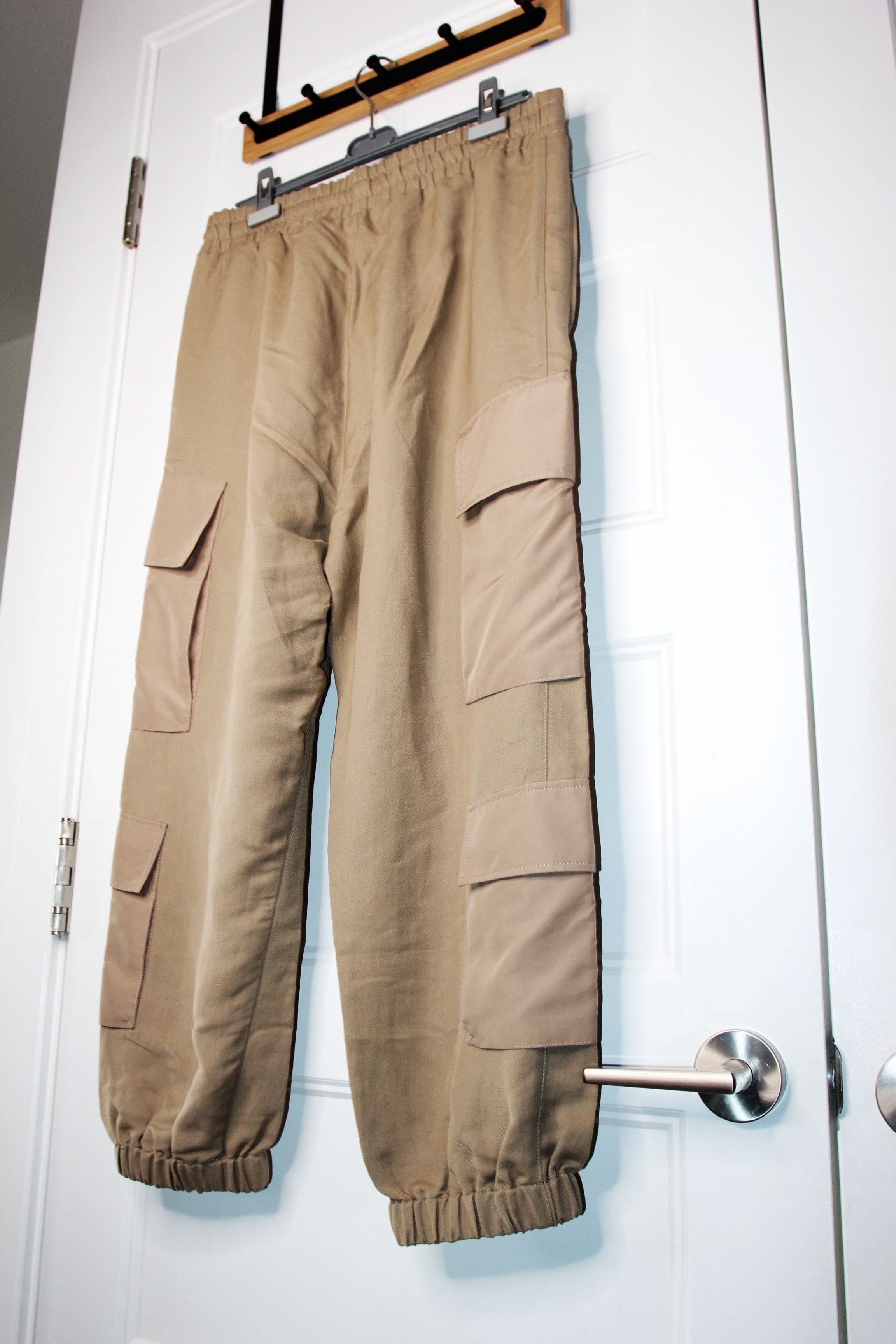 Balmain BNWT SS23 BALMAIN BEIGE CARGO PANTS 52 Size US 36 / EU 52 - 7 Thumbnail