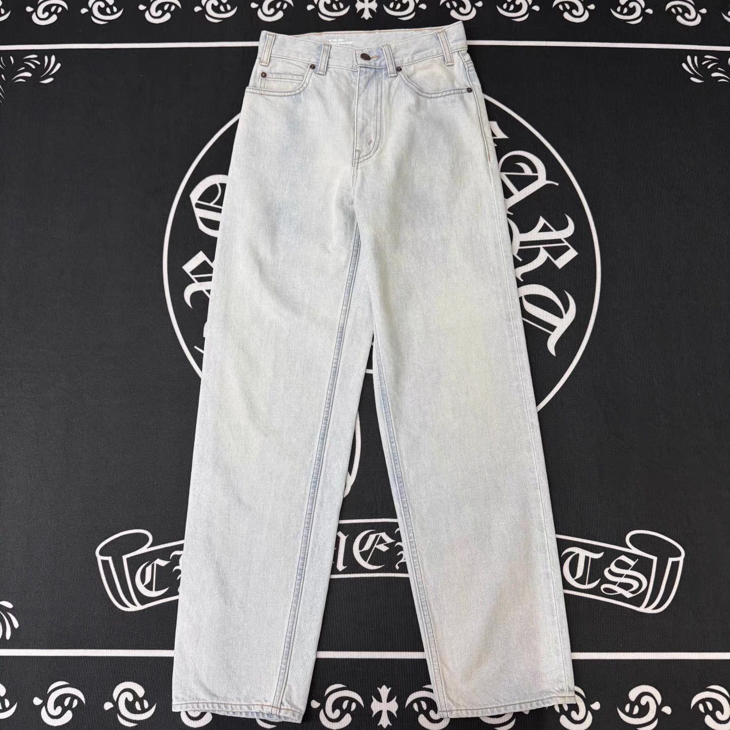 Celine CELINE Washed Straight-Leg Jeans Q10 Size US 36 / EU 52 - 1 Thumbnail