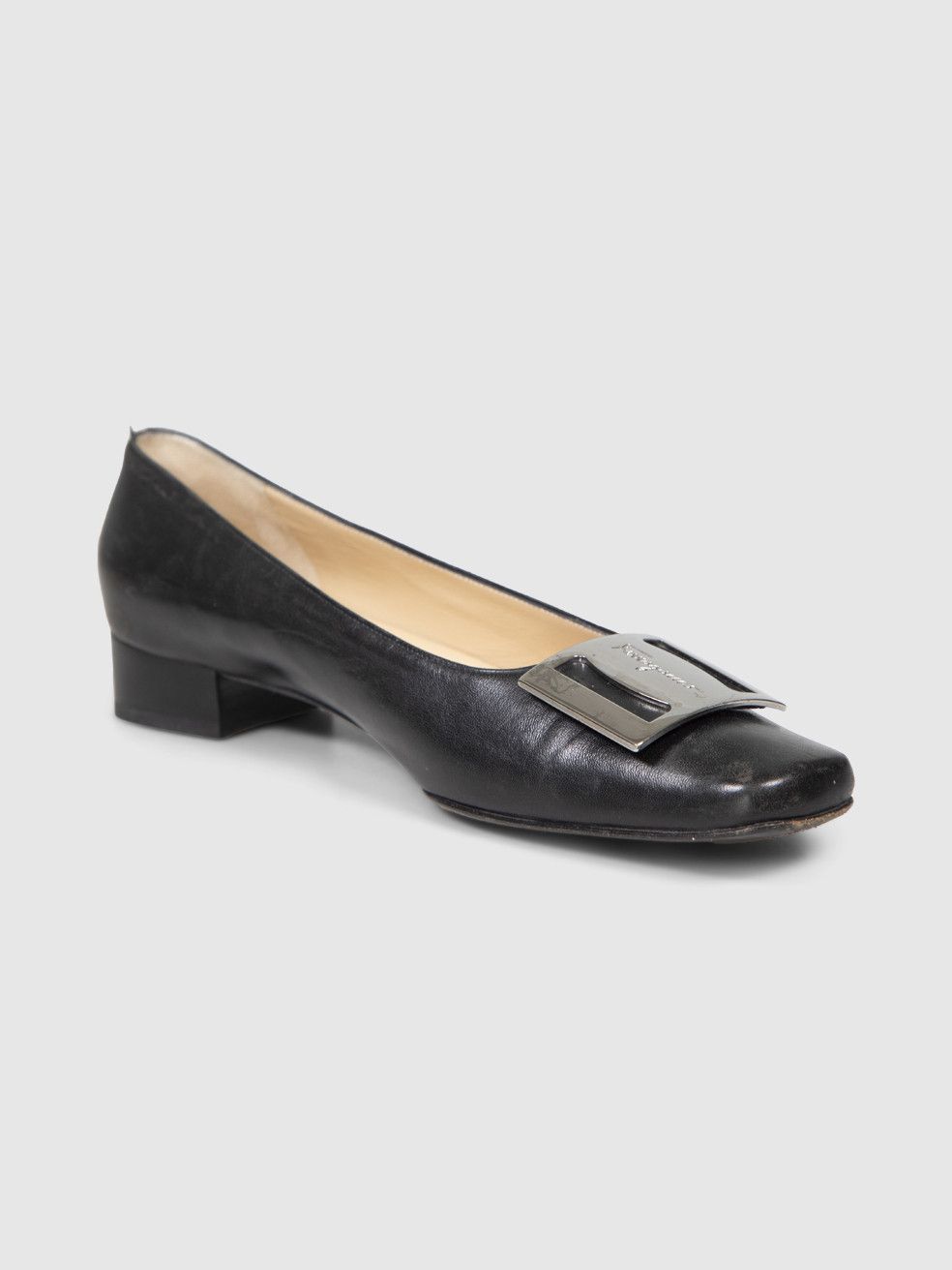 Salvatore Ferragamo Black Leather Low Heel Pumps Size US 8.5 / IT 38.5 - 1 Thumbnail