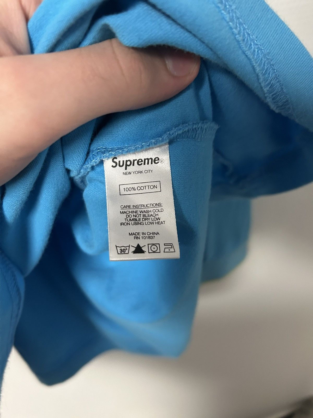 Supreme Supreme - SS21 Old English Collar longsleeve 💙❤️ Size US L / EU 52-54 / 3 - 3 Thumbnail