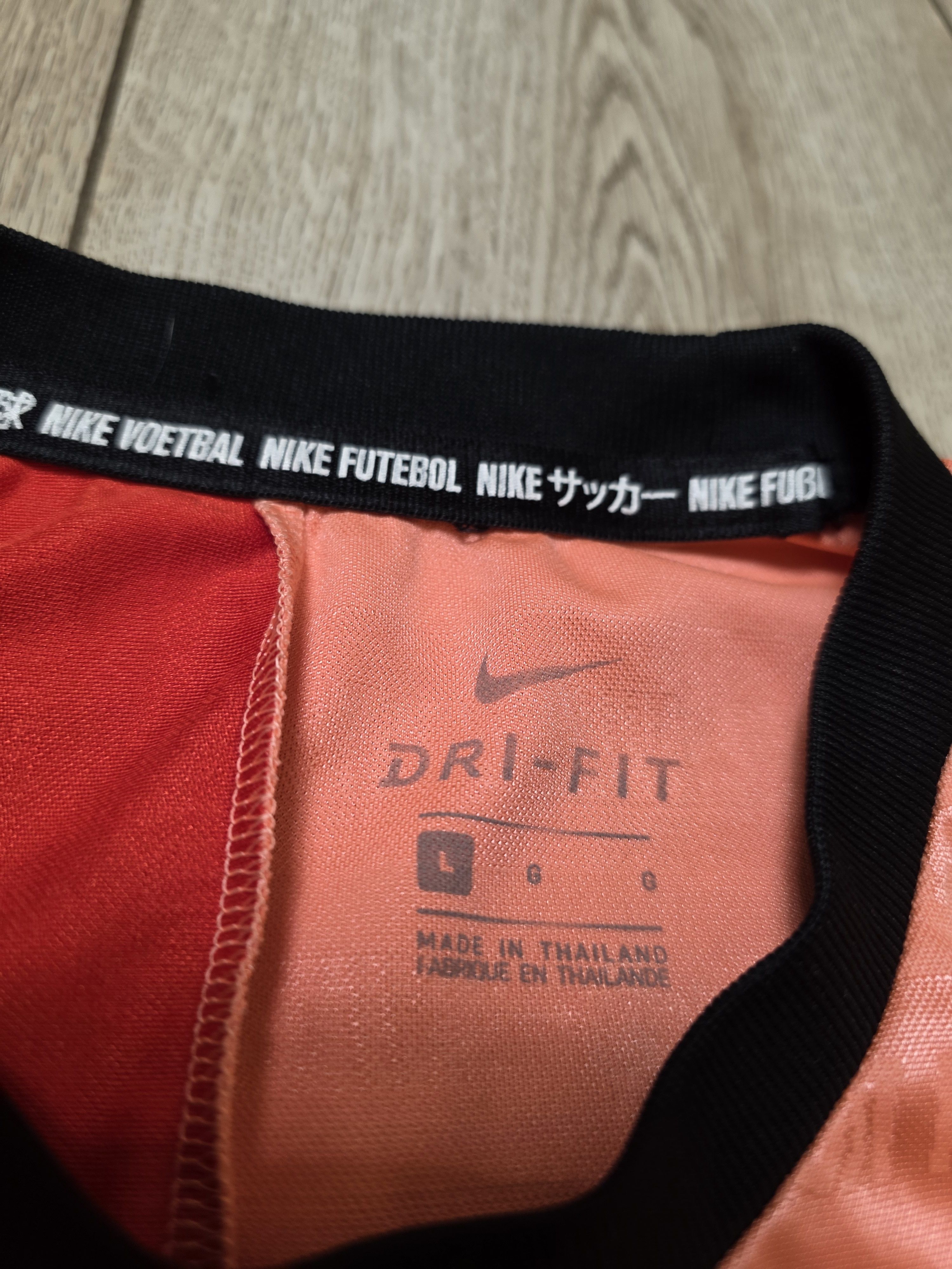 Nike NIKE FC JERSEY NIKE FOOTBAL CLUB FOOTBALL SOCCER JERSEY Size US L / EU 52-54 / 3 - 6 Thumbnail