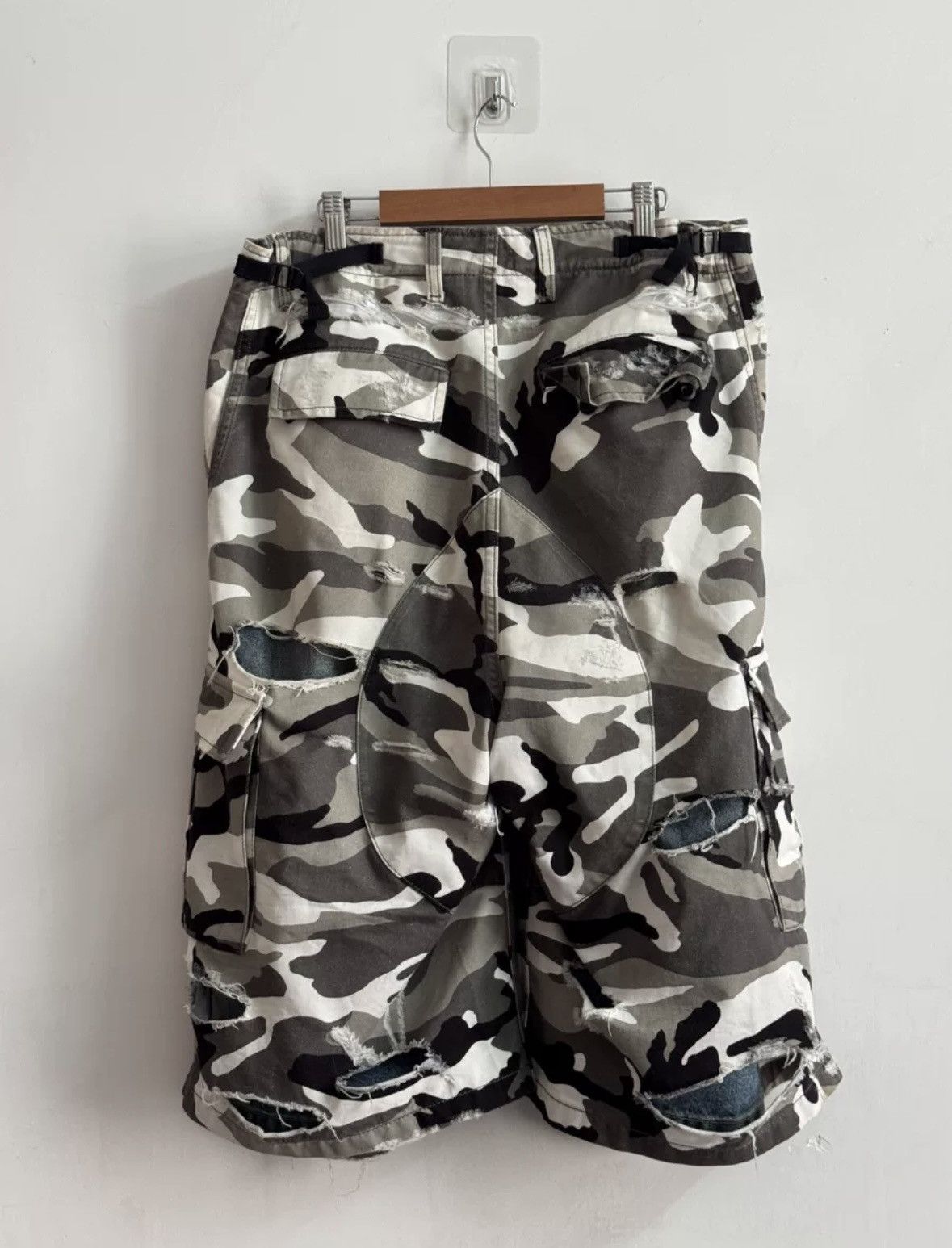 Balenciaga Balenciaga 21aw camouflage double destruct pants Size US 30 / EU 46 - 2 Thumbnail