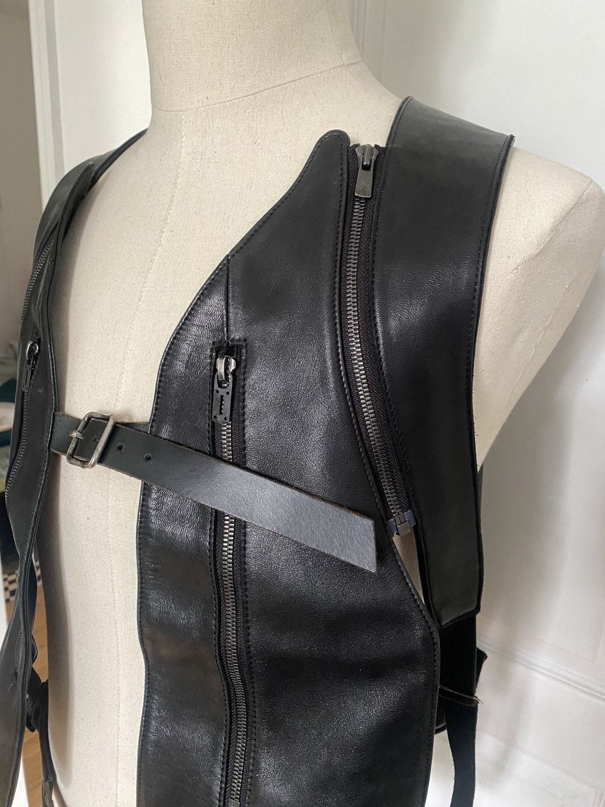 D.Hygen *Last Drop. Very Rare Horse Leather Vest Backpack Size ONE SIZE - 4 Thumbnail