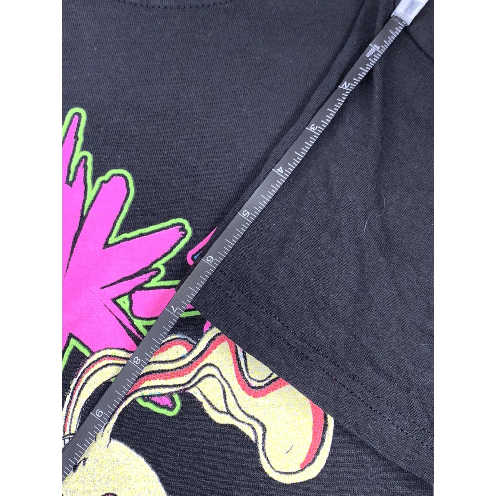 Vintage VINTAGE Blink 182 Back to the Beach T-Shirt Black Short Sleeve M Men Crew Neck 2014 Concert Punk Rock Beach Size US 31 - 7 Thumbnail